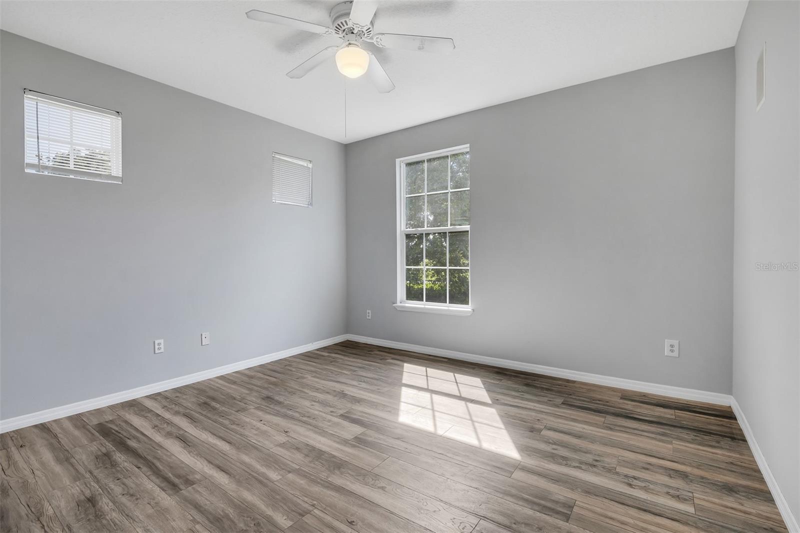 14226 Fredricksburg Dr #220 Property Photo 27