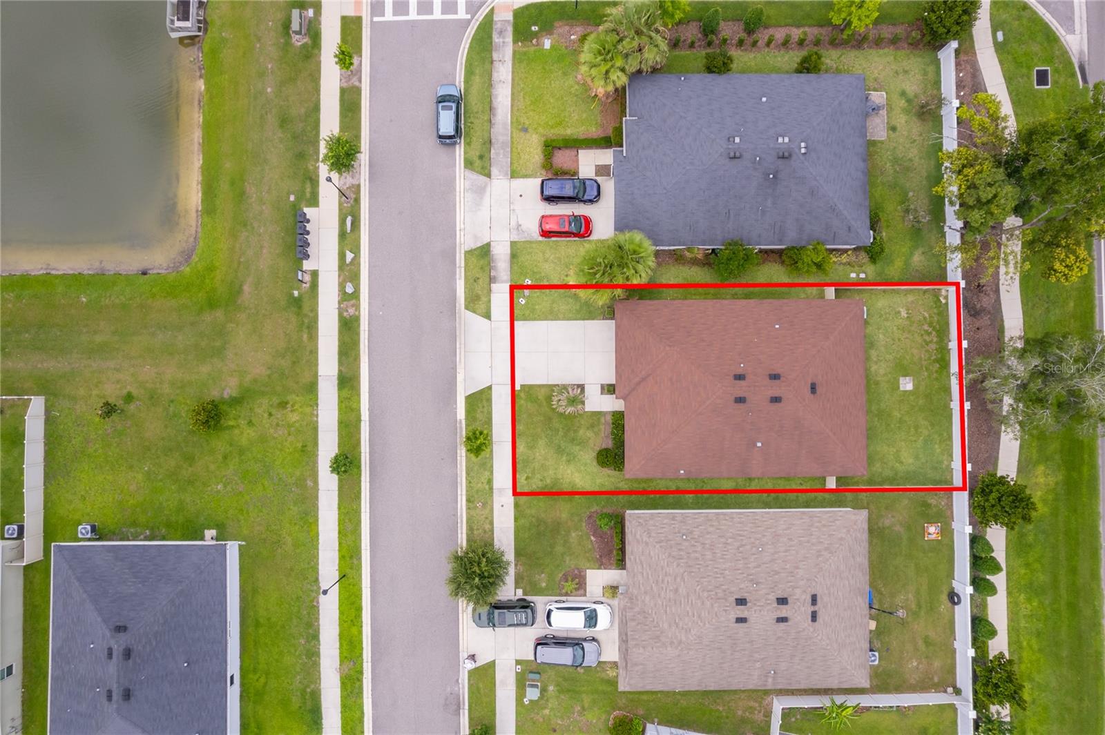 2405 Bulrush Dr Property Photo 2