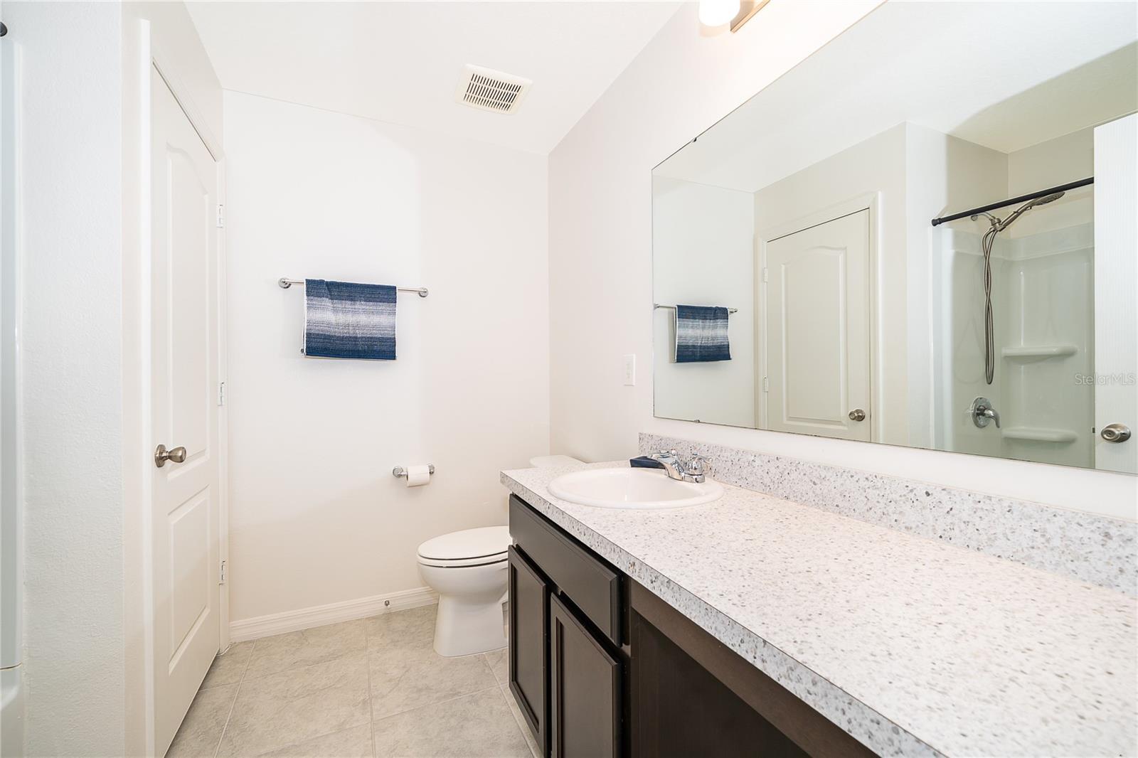 2405 Bulrush Dr Property Photo 6