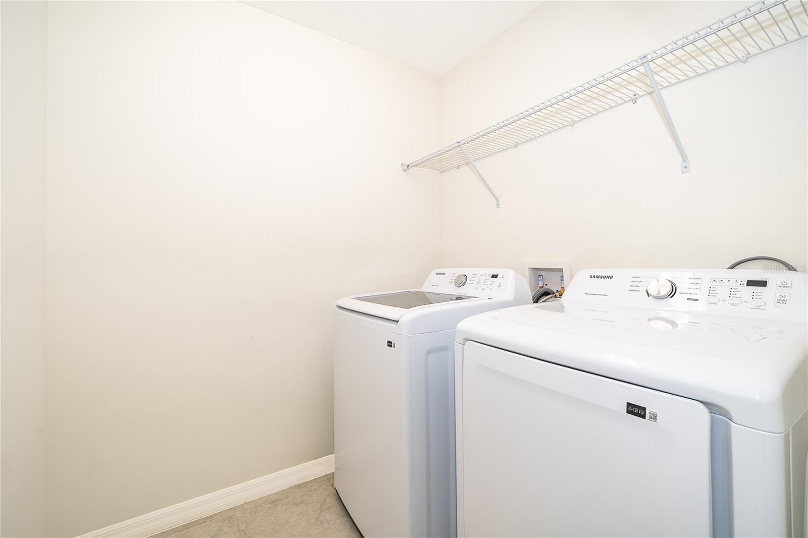 2405 Bulrush Dr Property Photo 8
