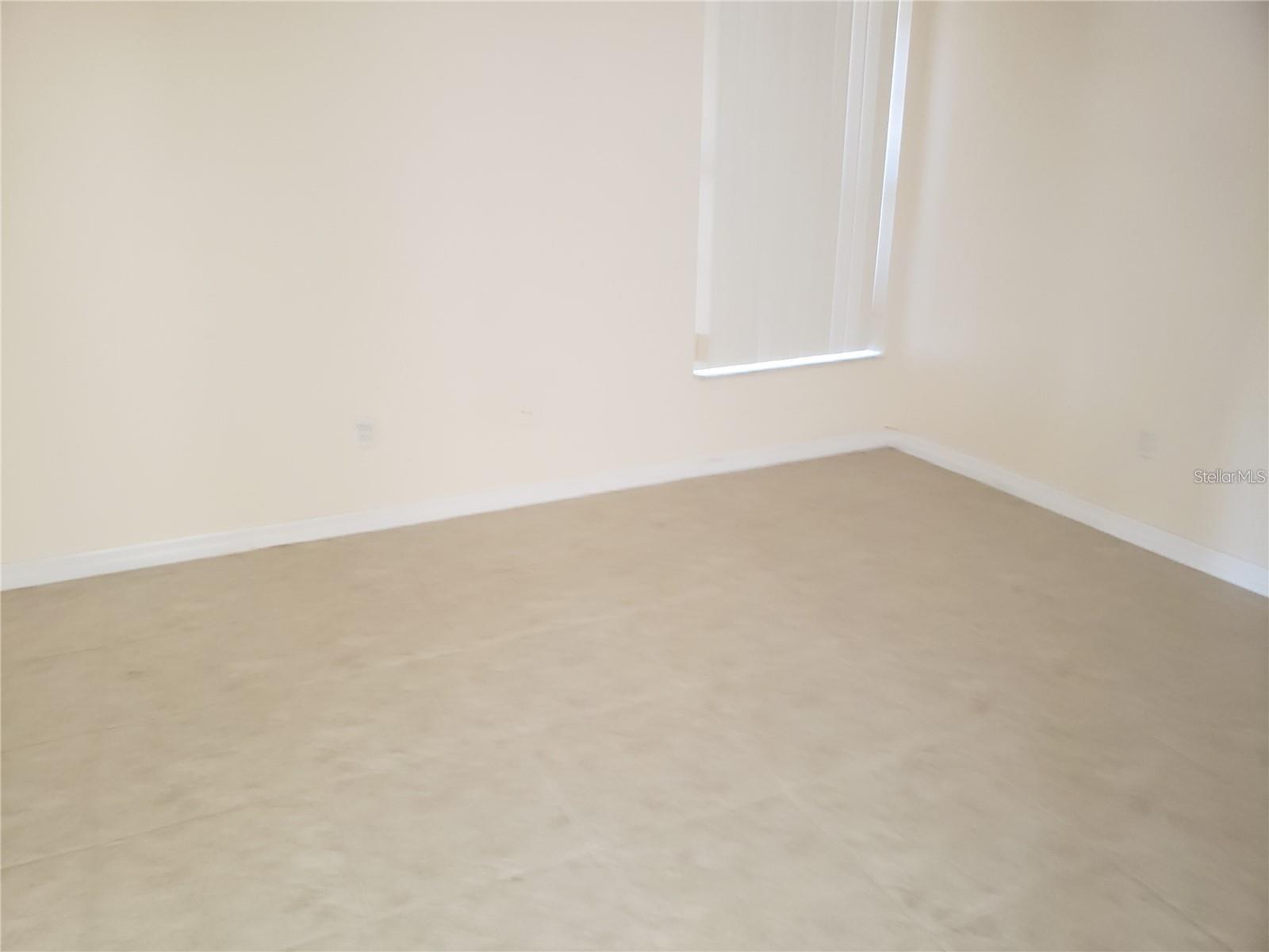 3792 Dunwich Ave Property Photo 4