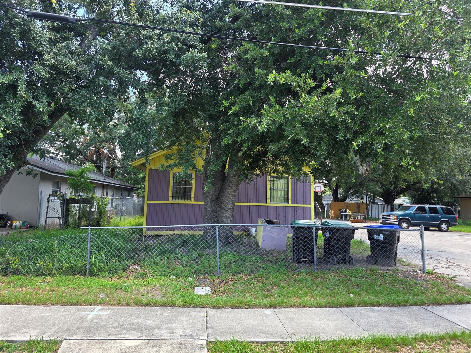 4429 Cypress St Property Photo 3