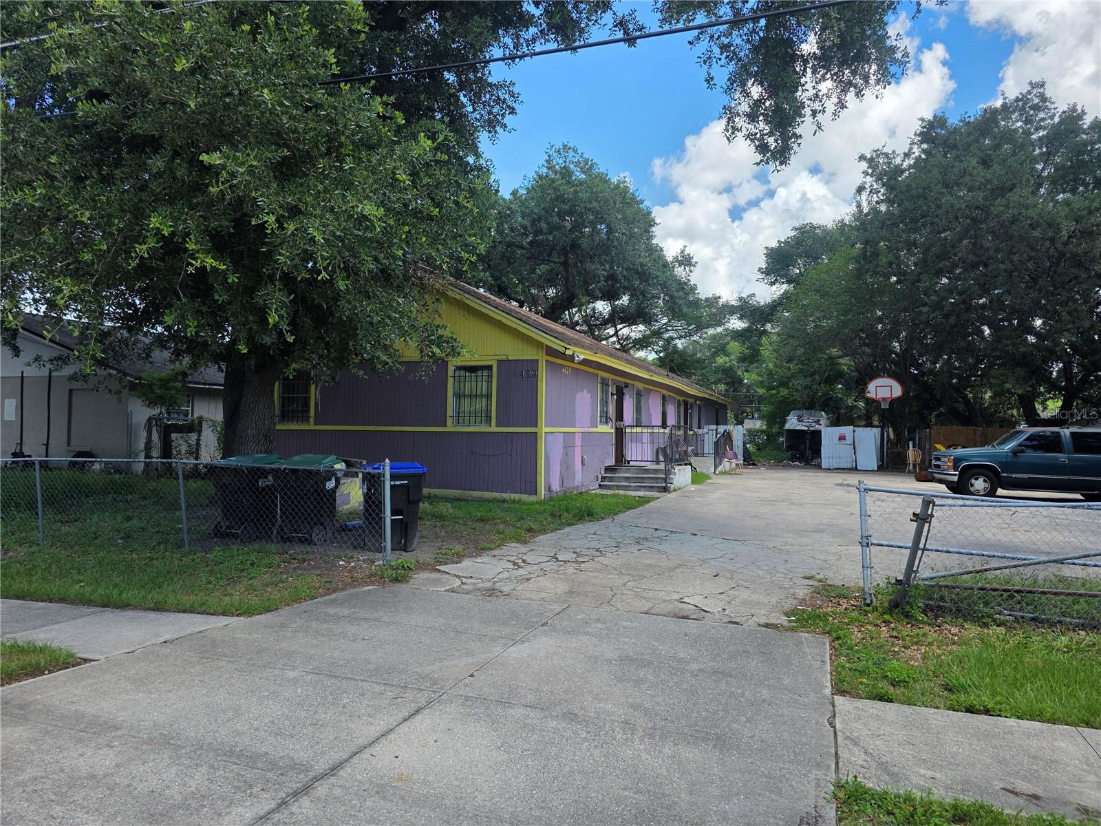 4429 Cypress St Property Photo 5