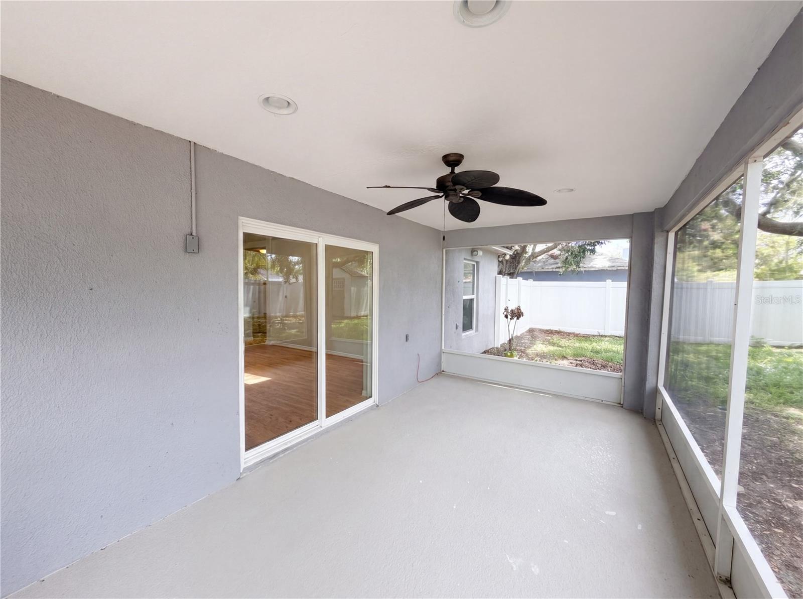 1360 Wildberry Ln Property Photo 19