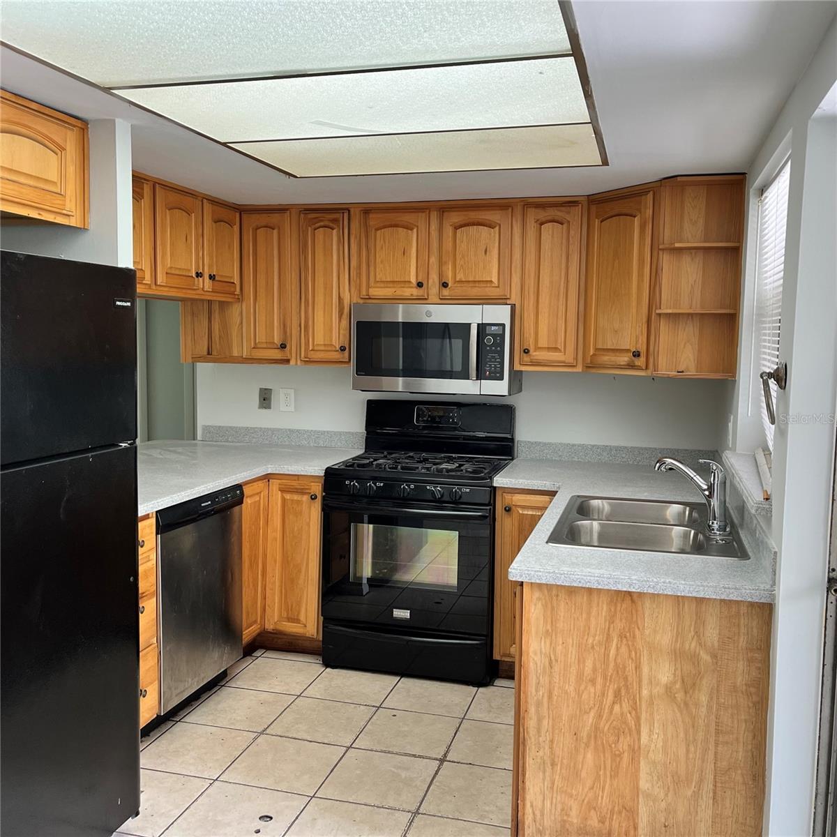 207 Birch Terrace Property Photo 3