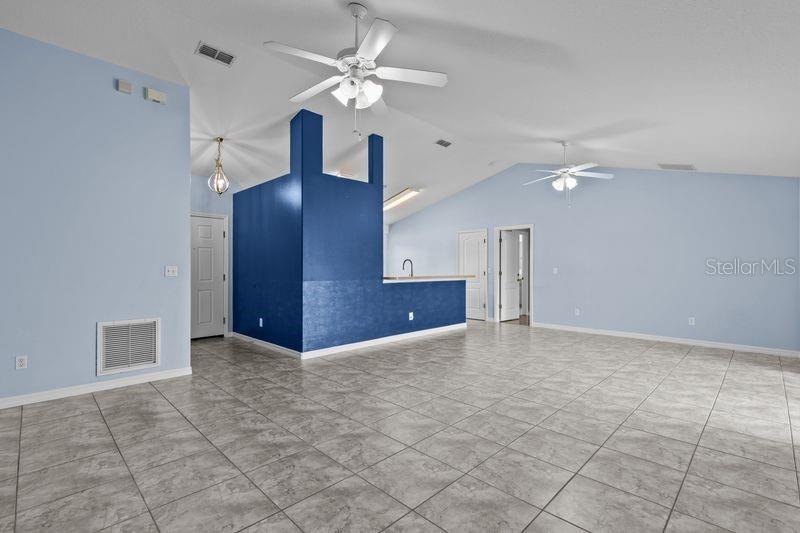 214 Compass Rose Dr Property Photo 7