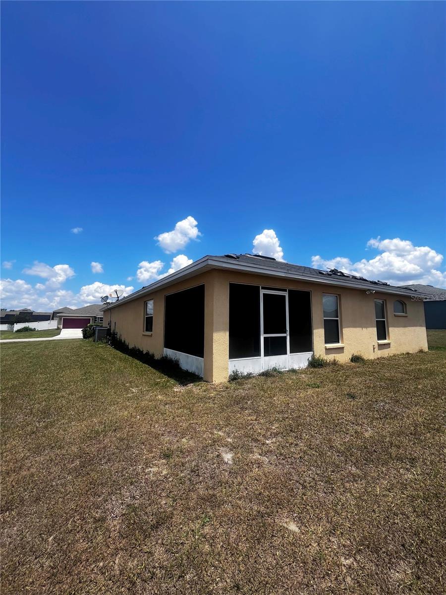 167 8th St Property Photo 10