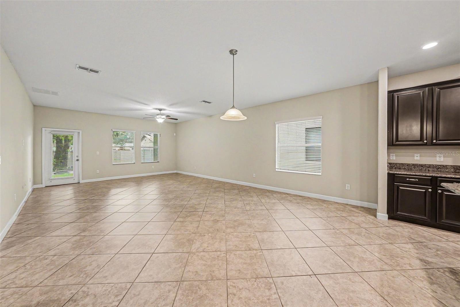 11809 Twilight Darner Pl Property Photo 6