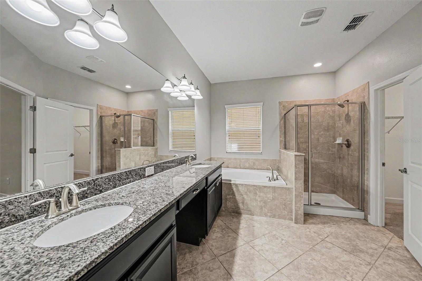 11809 Twilight Darner Pl Property Photo 15