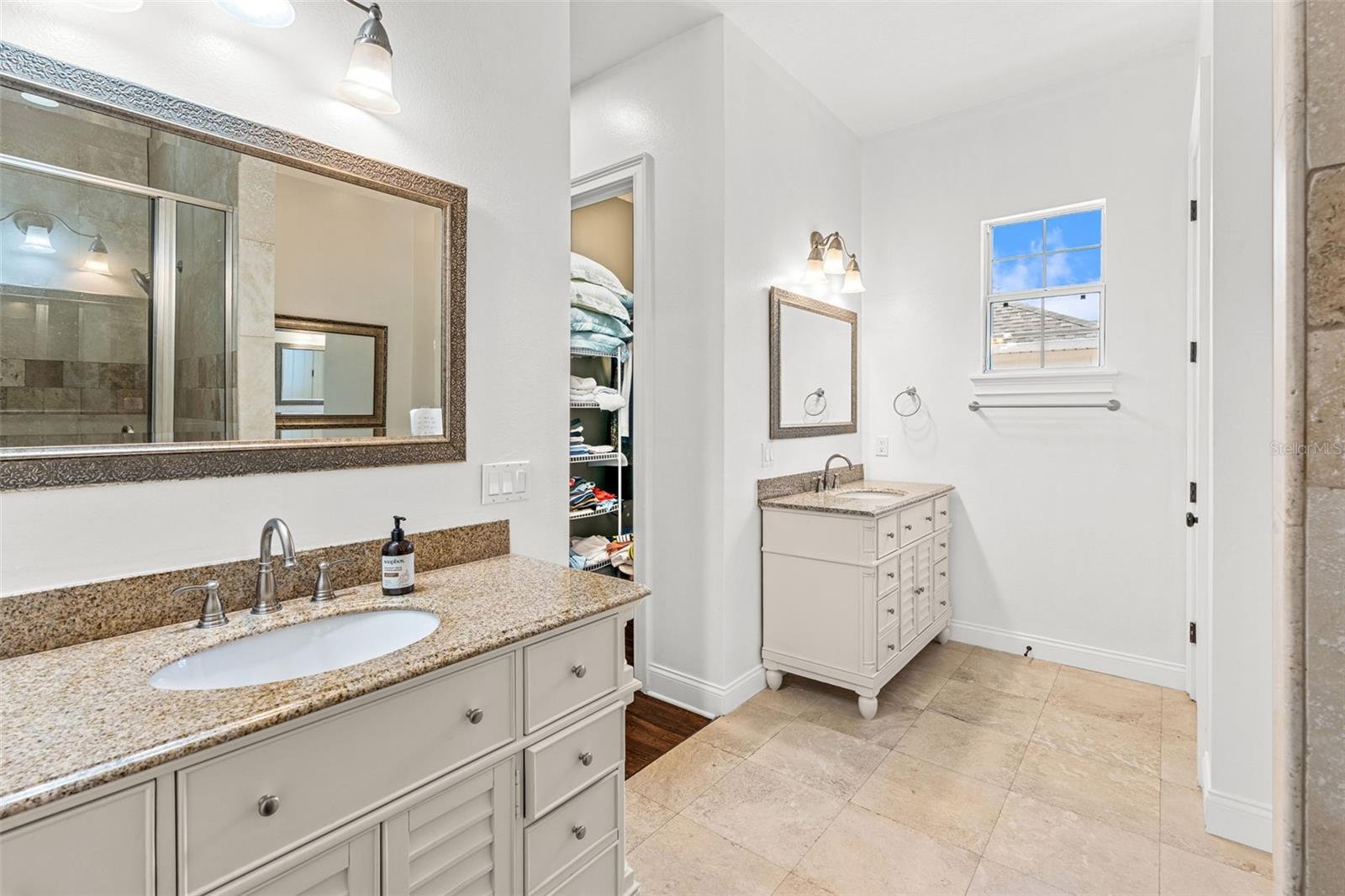 1900 Gerda Ter Property Photo 27