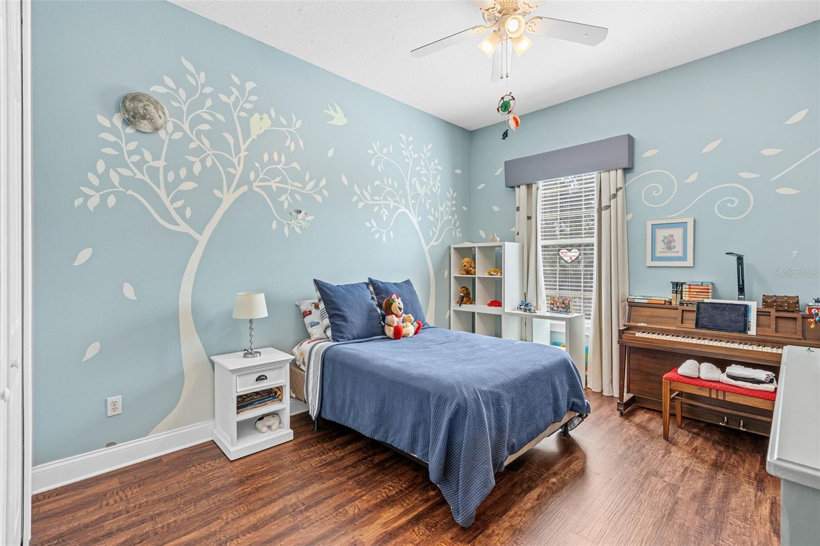 1900 Gerda Ter Property Photo 35