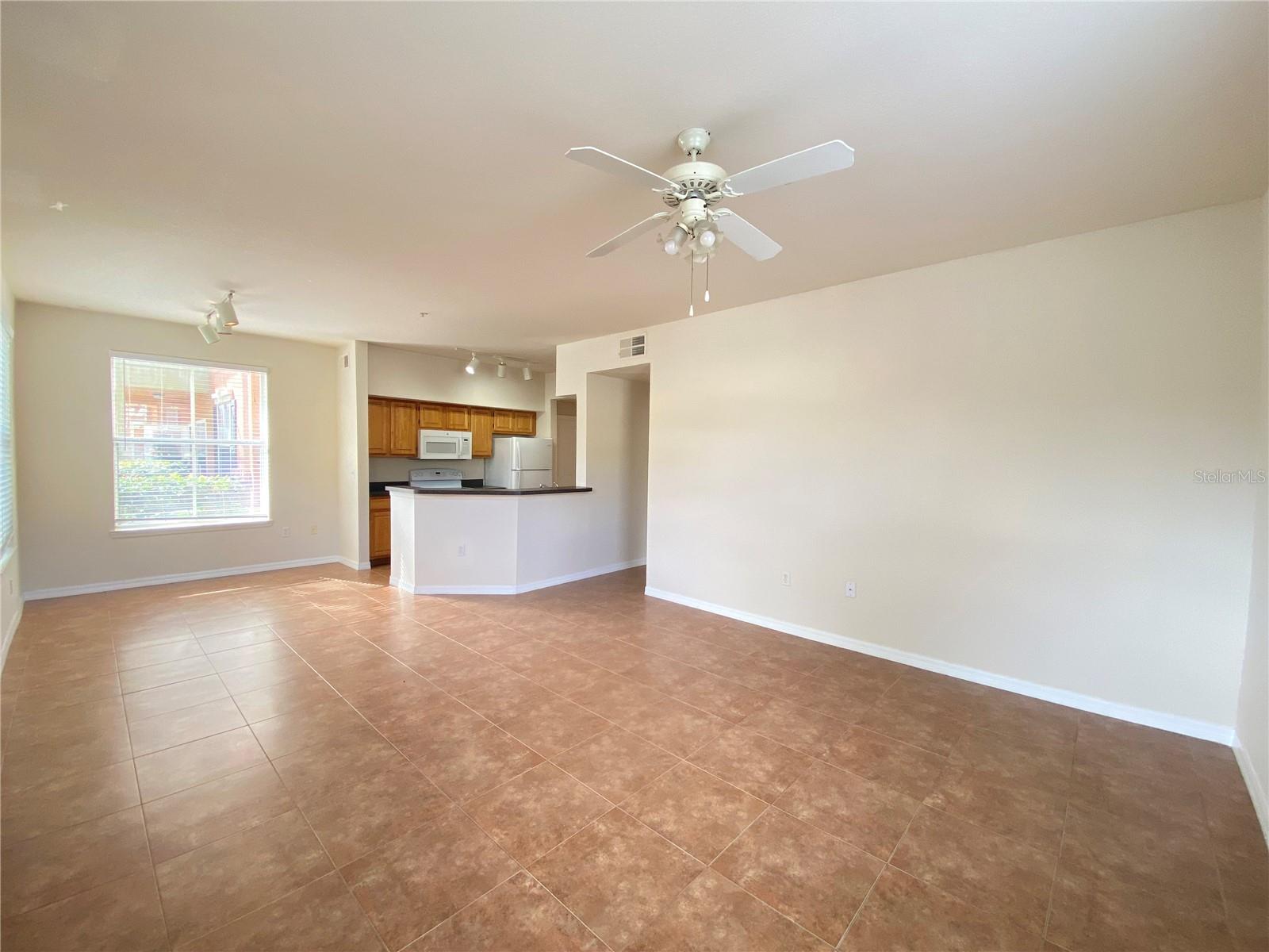 6025 Westgate Dr #2512 Property Photo 8