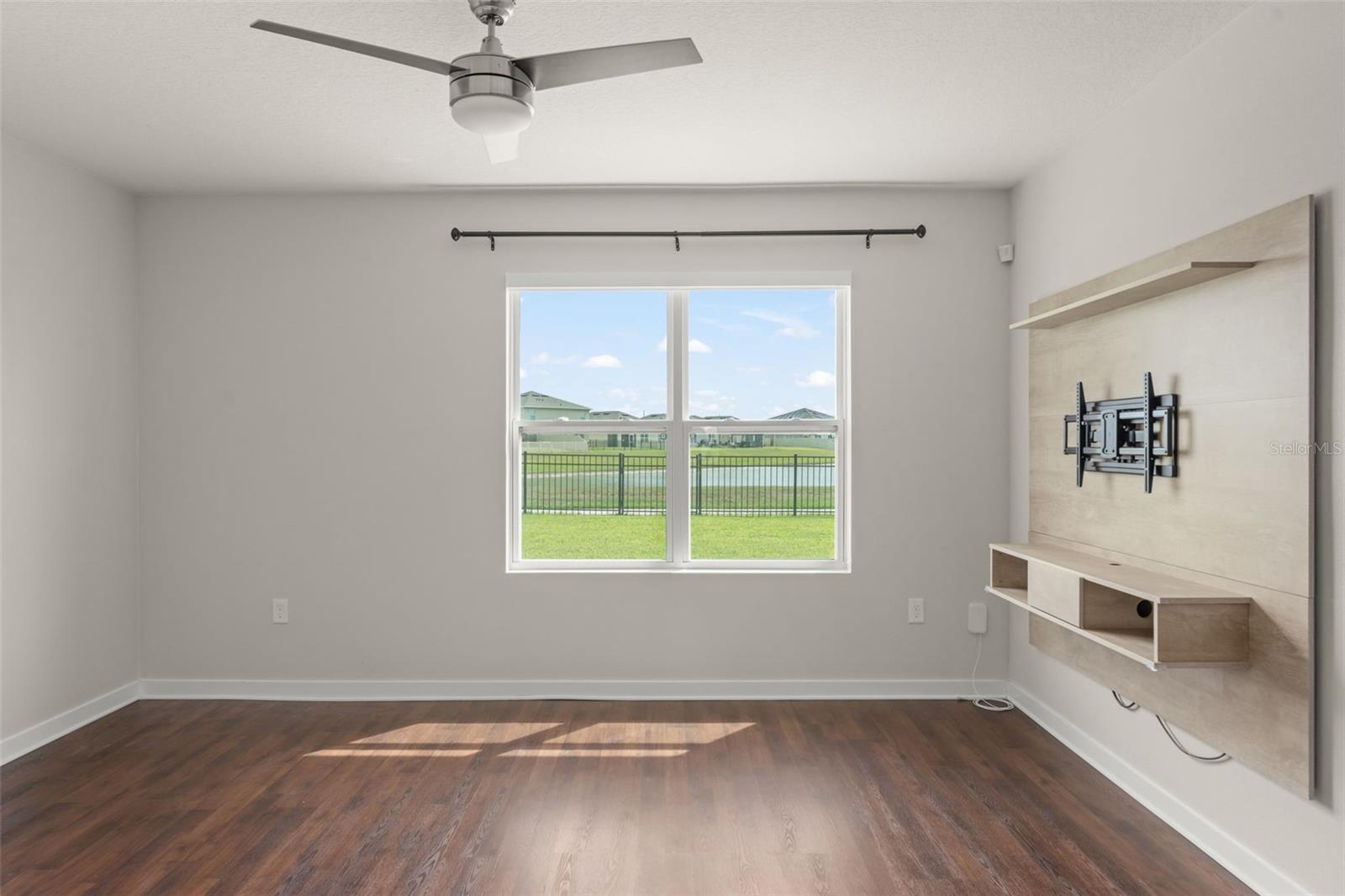 273 Talisi Loop Property Photo 6