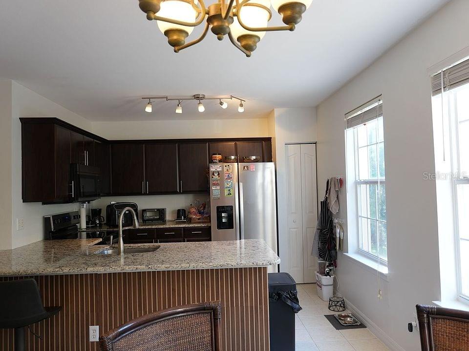 1004 Waterside Dr #1004 Property Photo 11