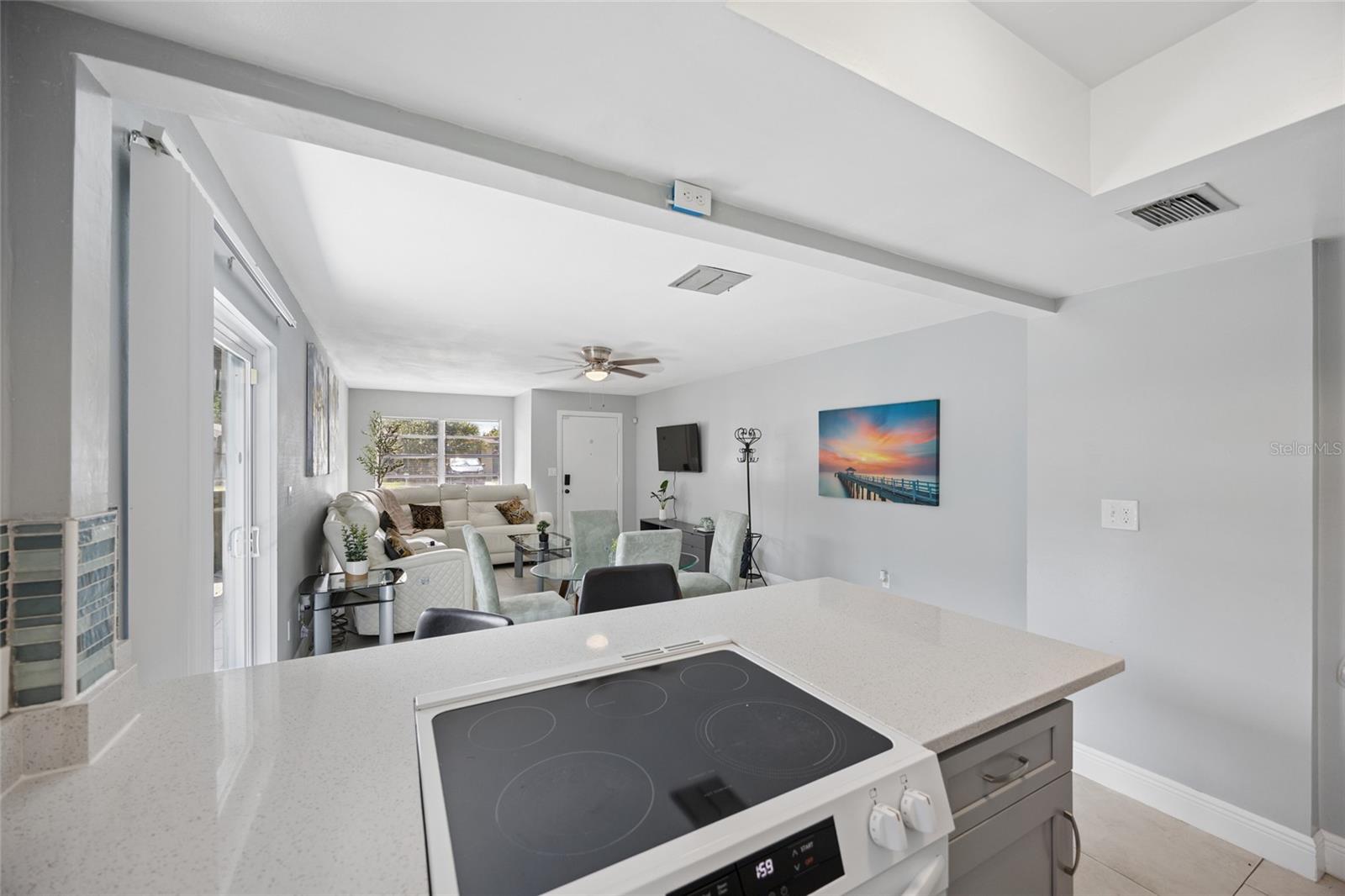 536 Hibiscus Way #7b Property Photo 12