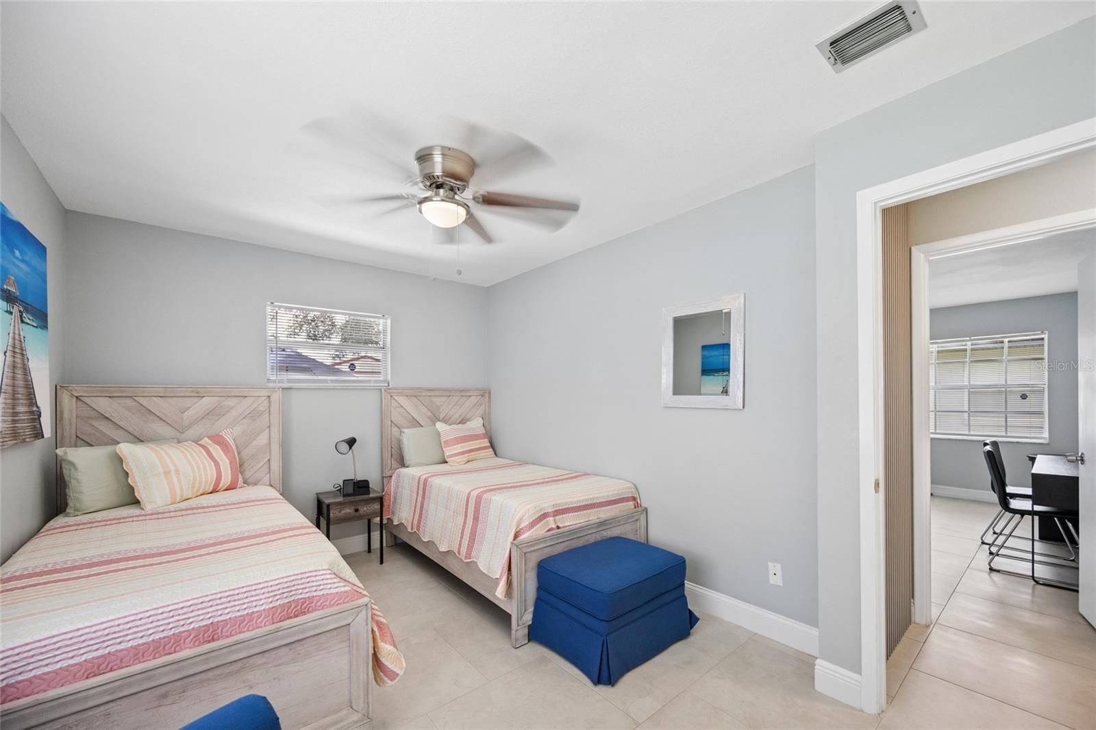 536 Hibiscus Way #7b Property Photo 18