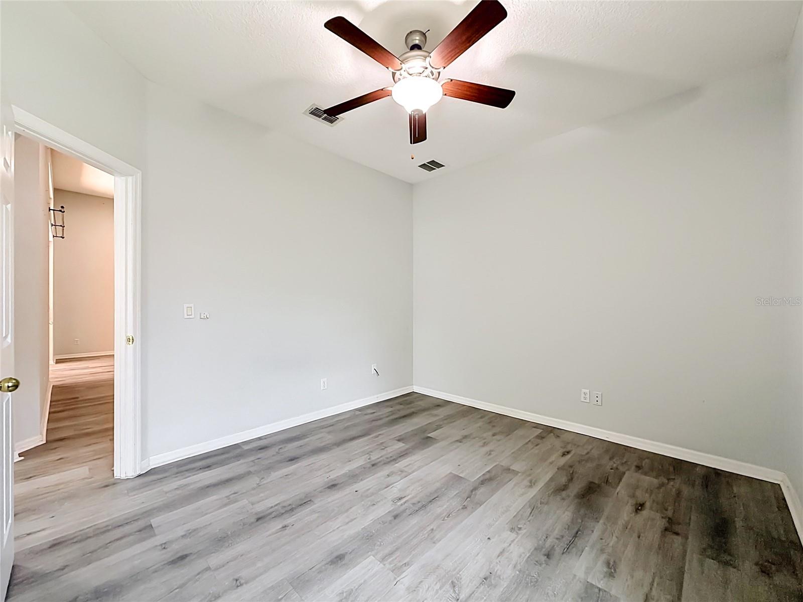 2432 Emerald Rose Way Property Photo 42