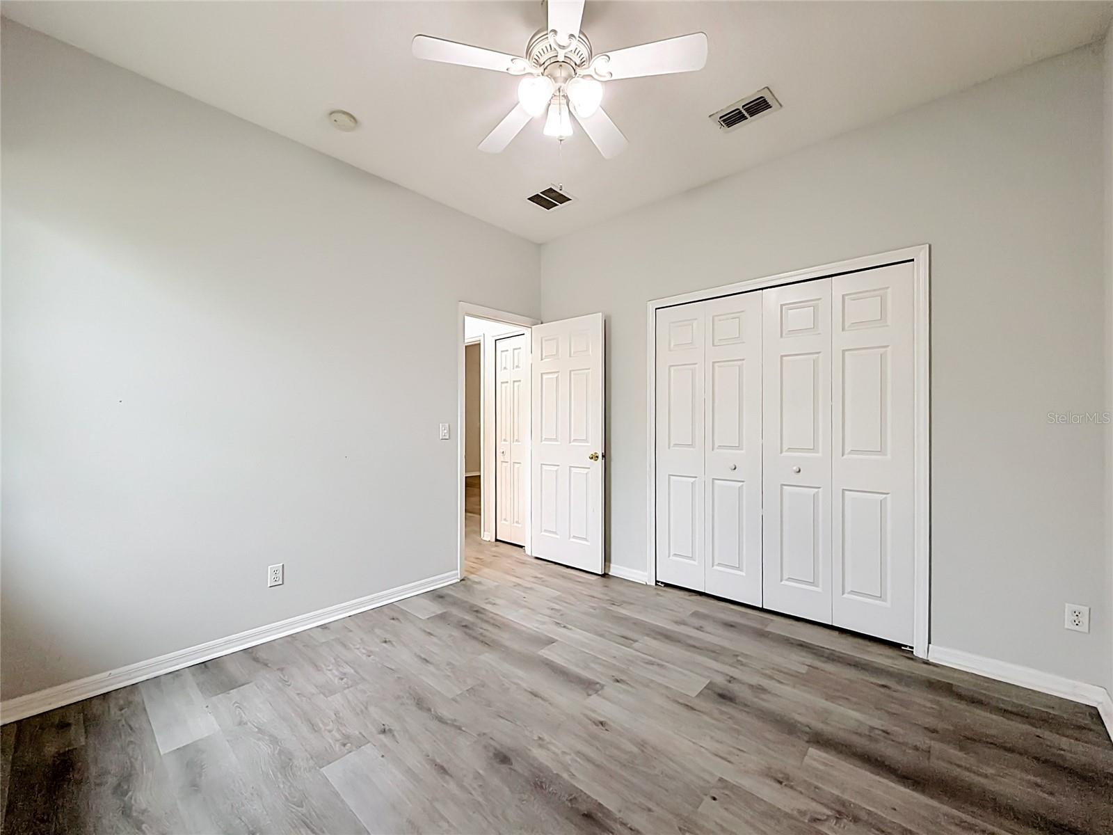 2432 Emerald Rose Way Property Photo 49