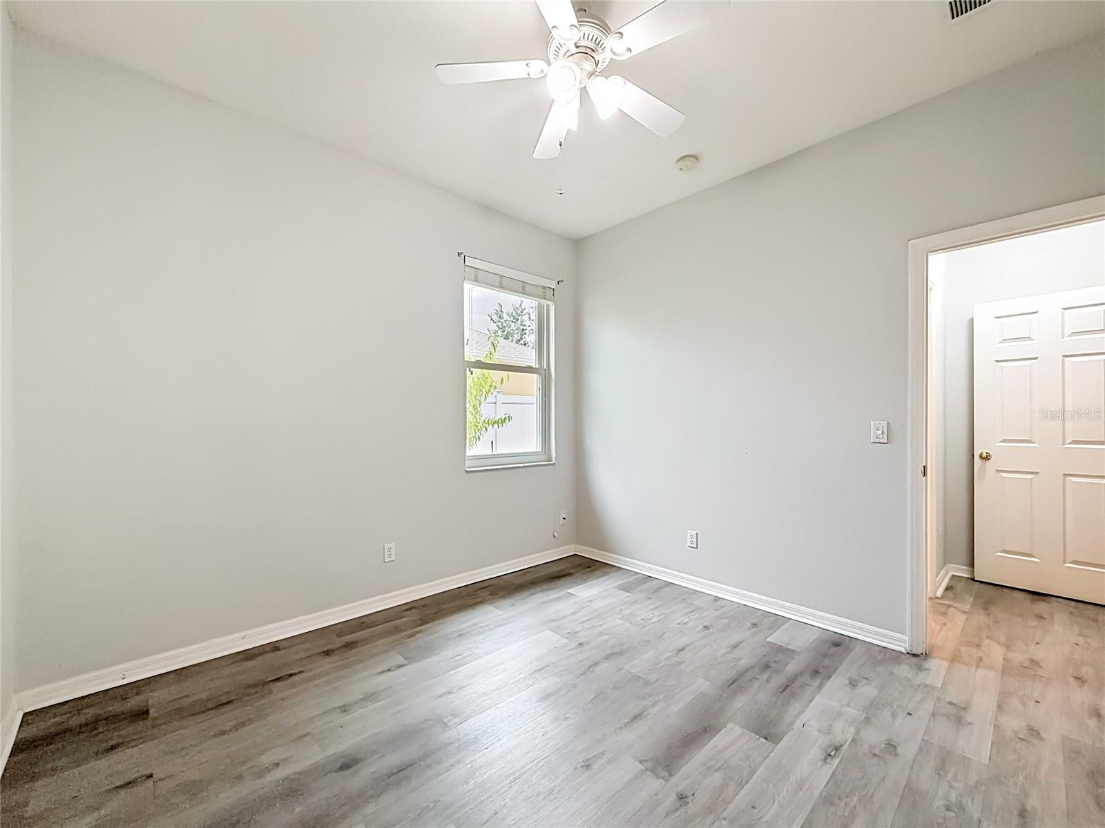 2432 Emerald Rose Way Property Photo 50