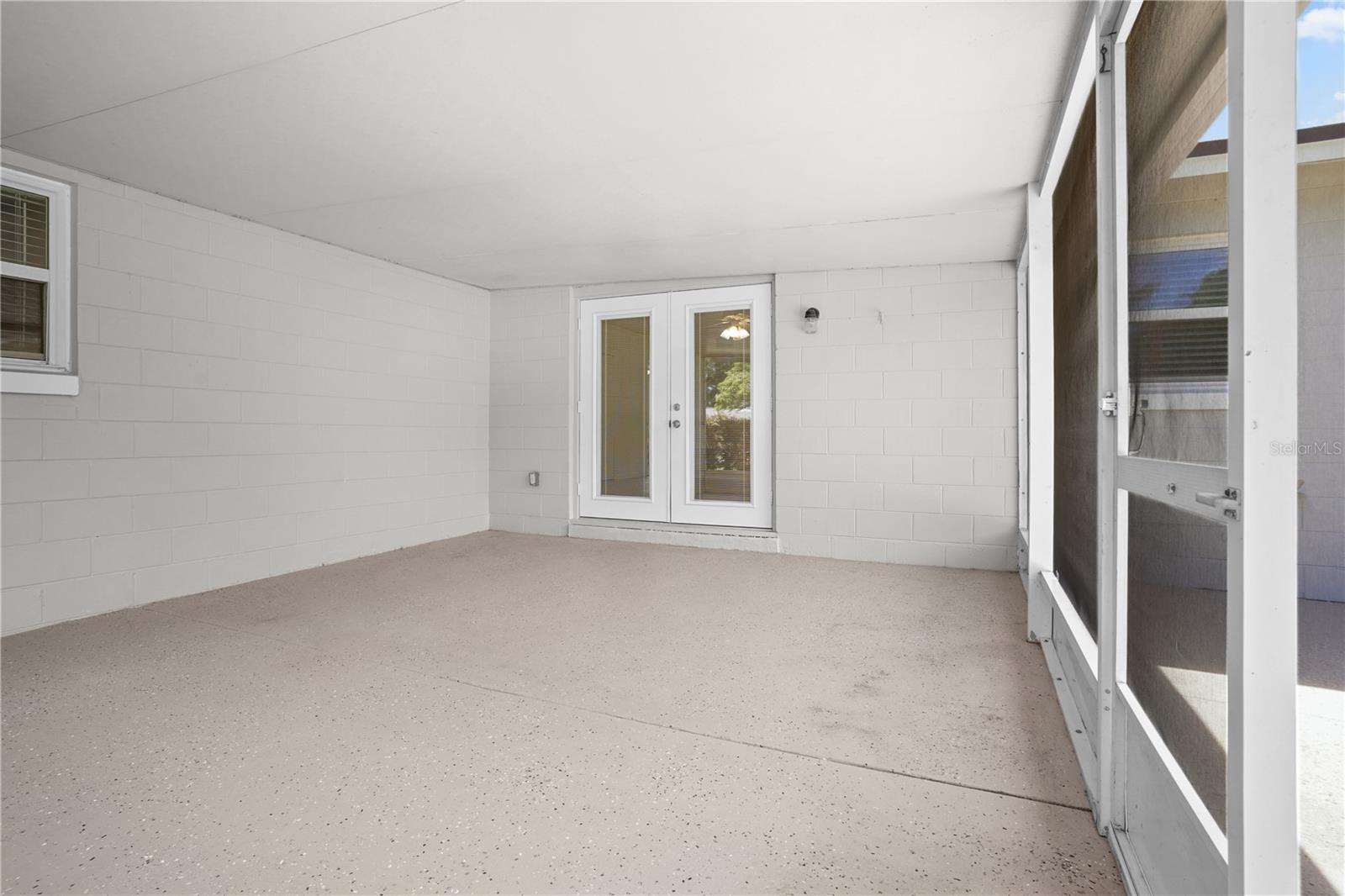 110 Devon Ct Property Photo 33