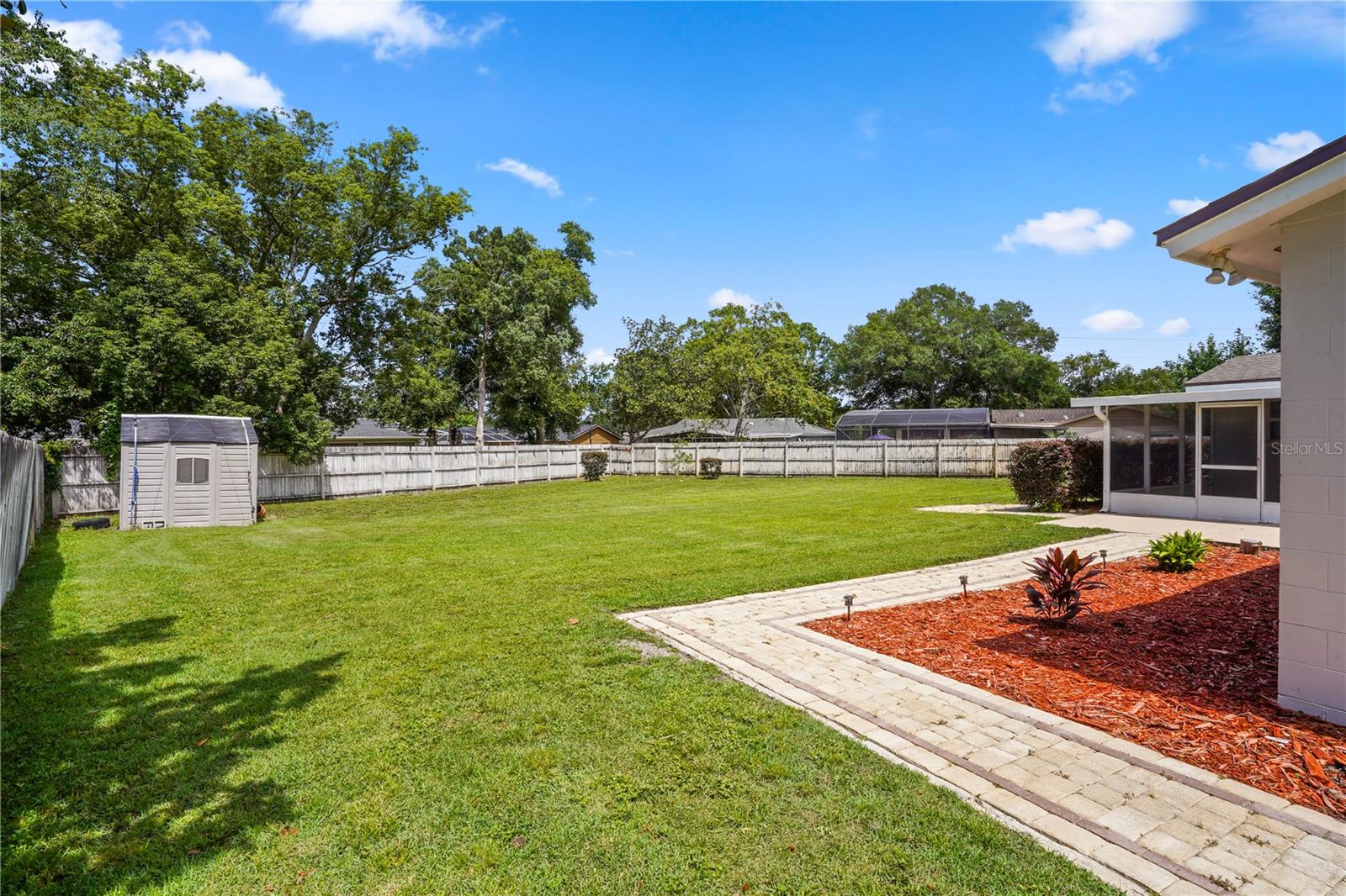 110 Devon Ct Property Photo 36