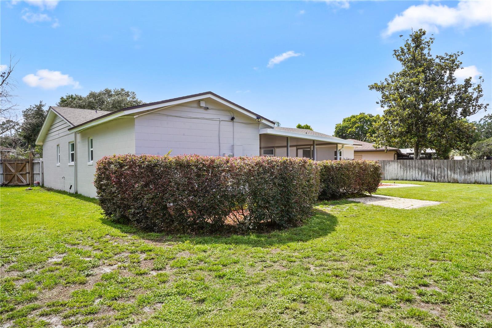 110 Devon Ct Property Photo 39