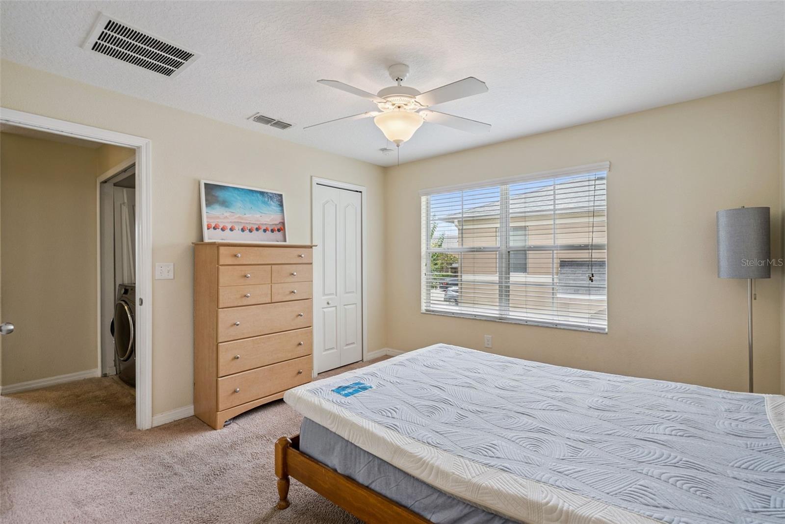 450 Carina Cir Property Photo 16