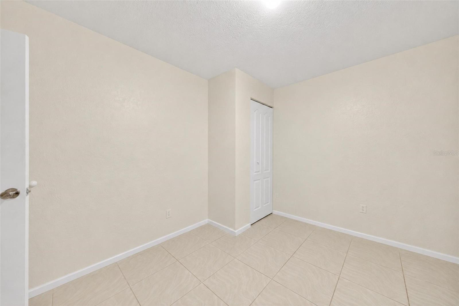71 Fairview Ave Property Photo 17
