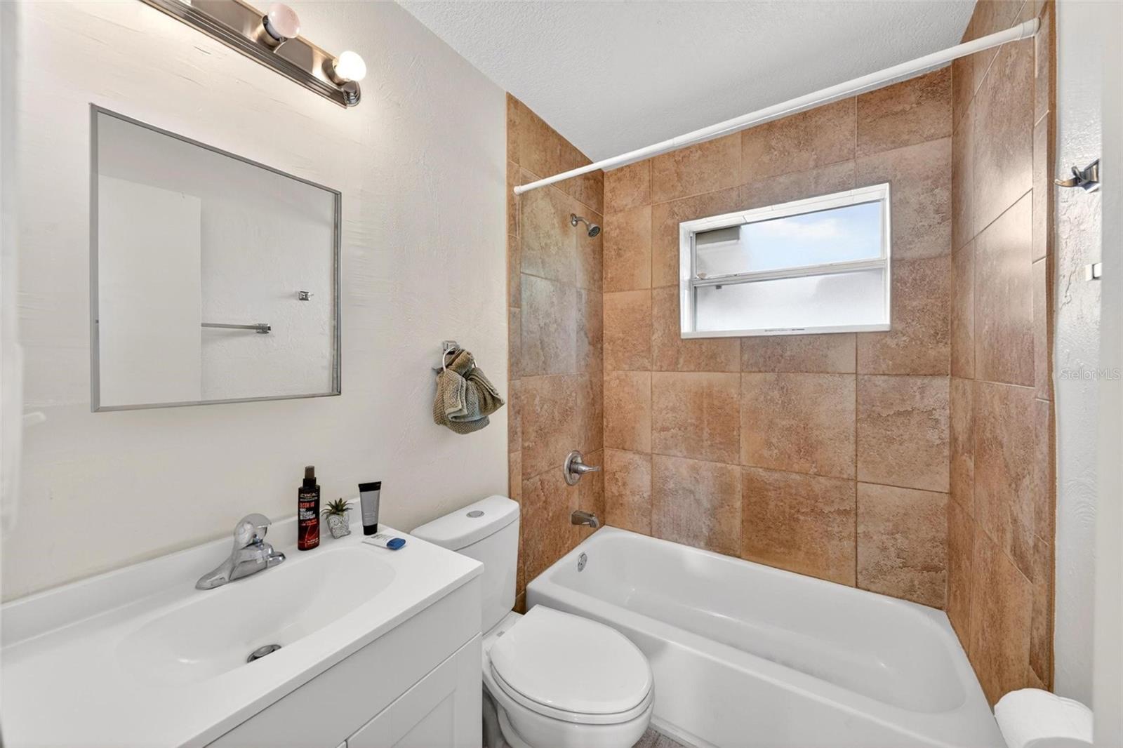 71 Fairview Ave Property Photo 19