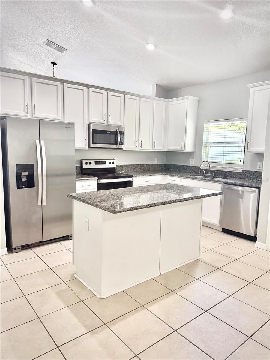 420 Marathon Ln Property Photo 8