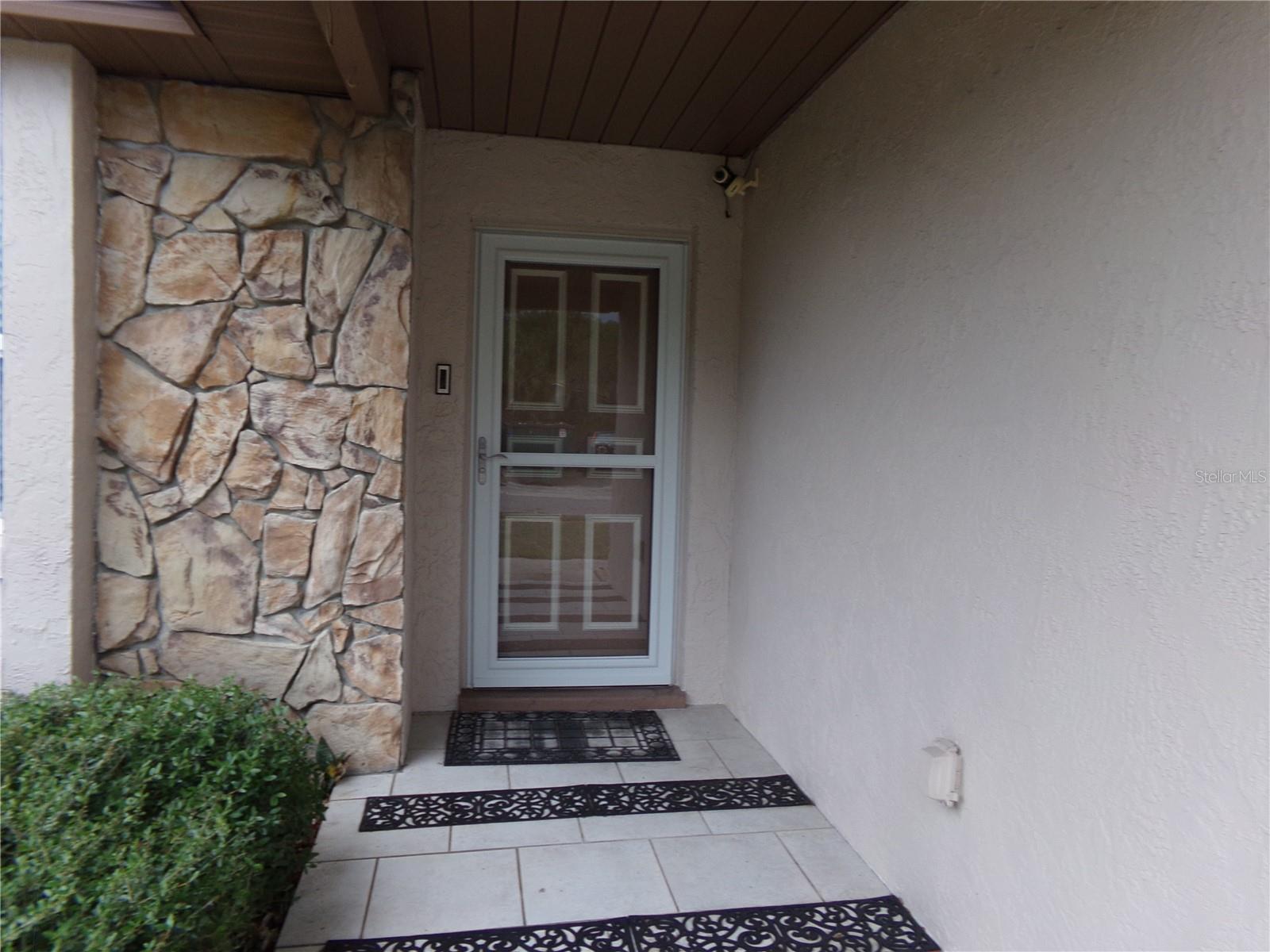 1320 Gladiolas Dr Property Photo 6