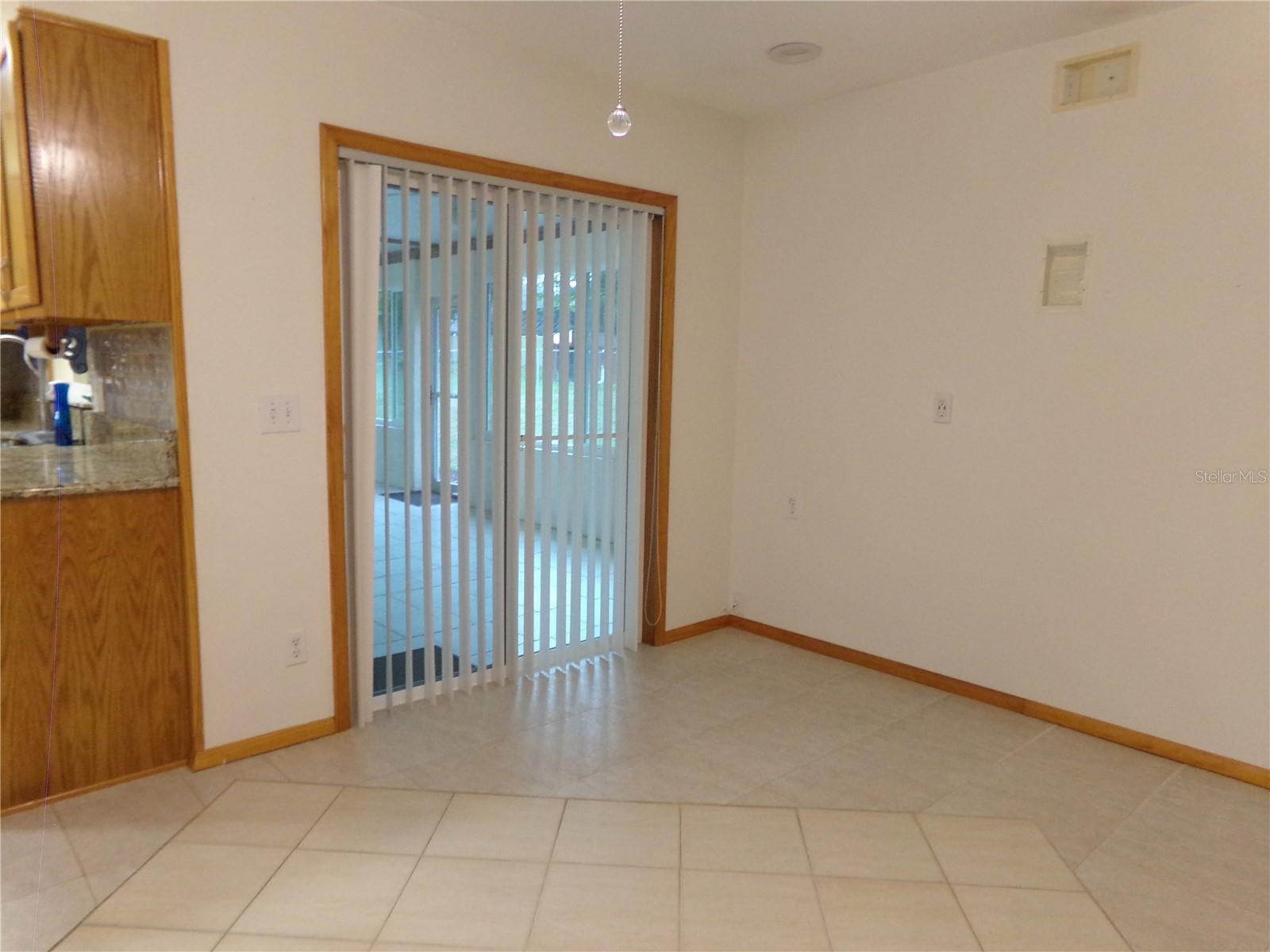 1320 Gladiolas Dr Property Photo 18