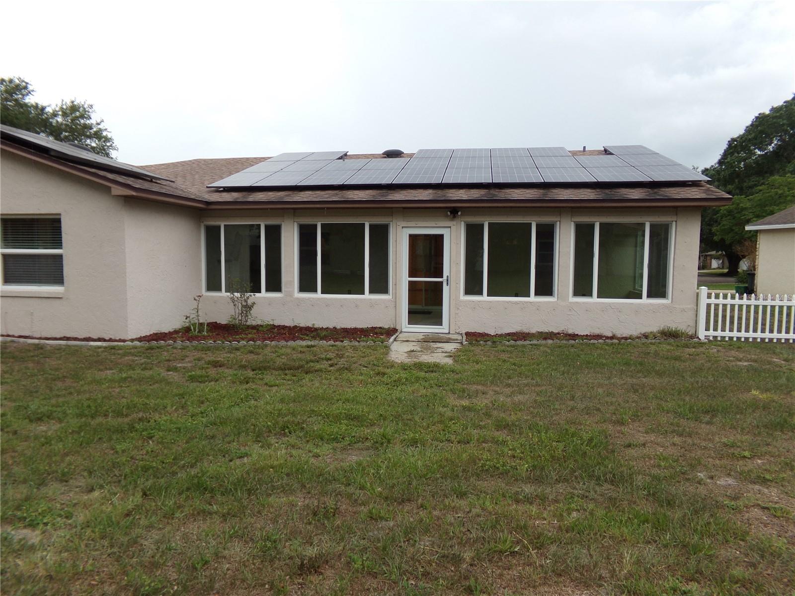 1320 Gladiolas Dr Property Photo 46