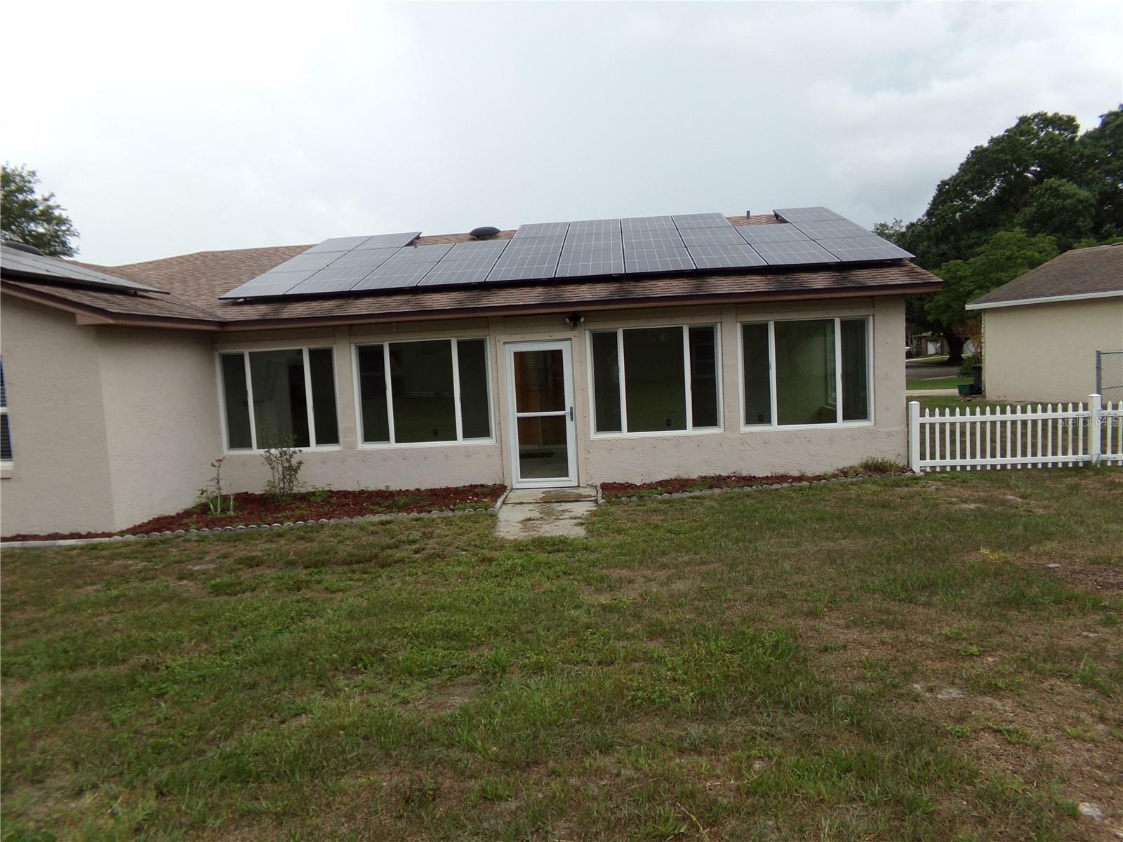 1320 Gladiolas Dr Property Photo 47