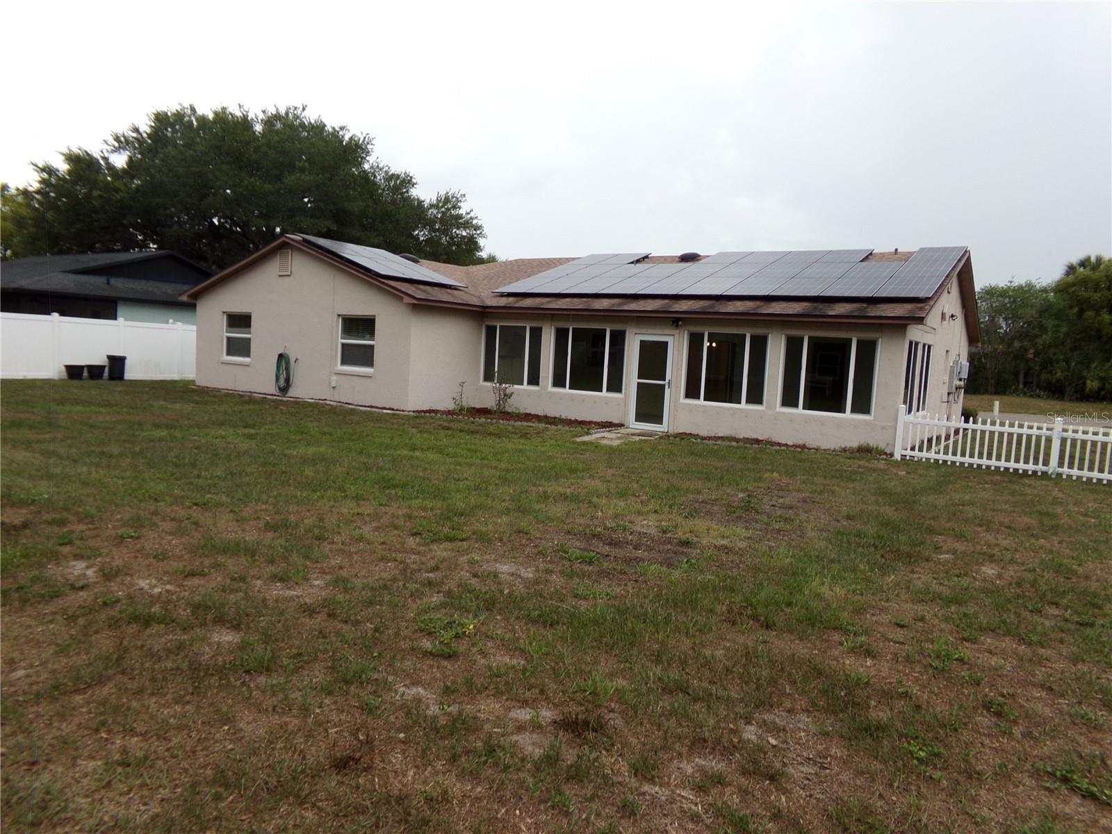 1320 Gladiolas Dr Property Photo 48