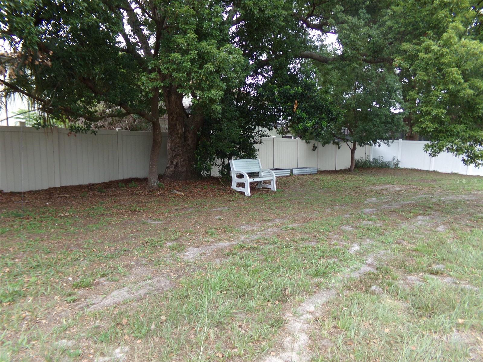 1320 Gladiolas Dr Property Photo 50