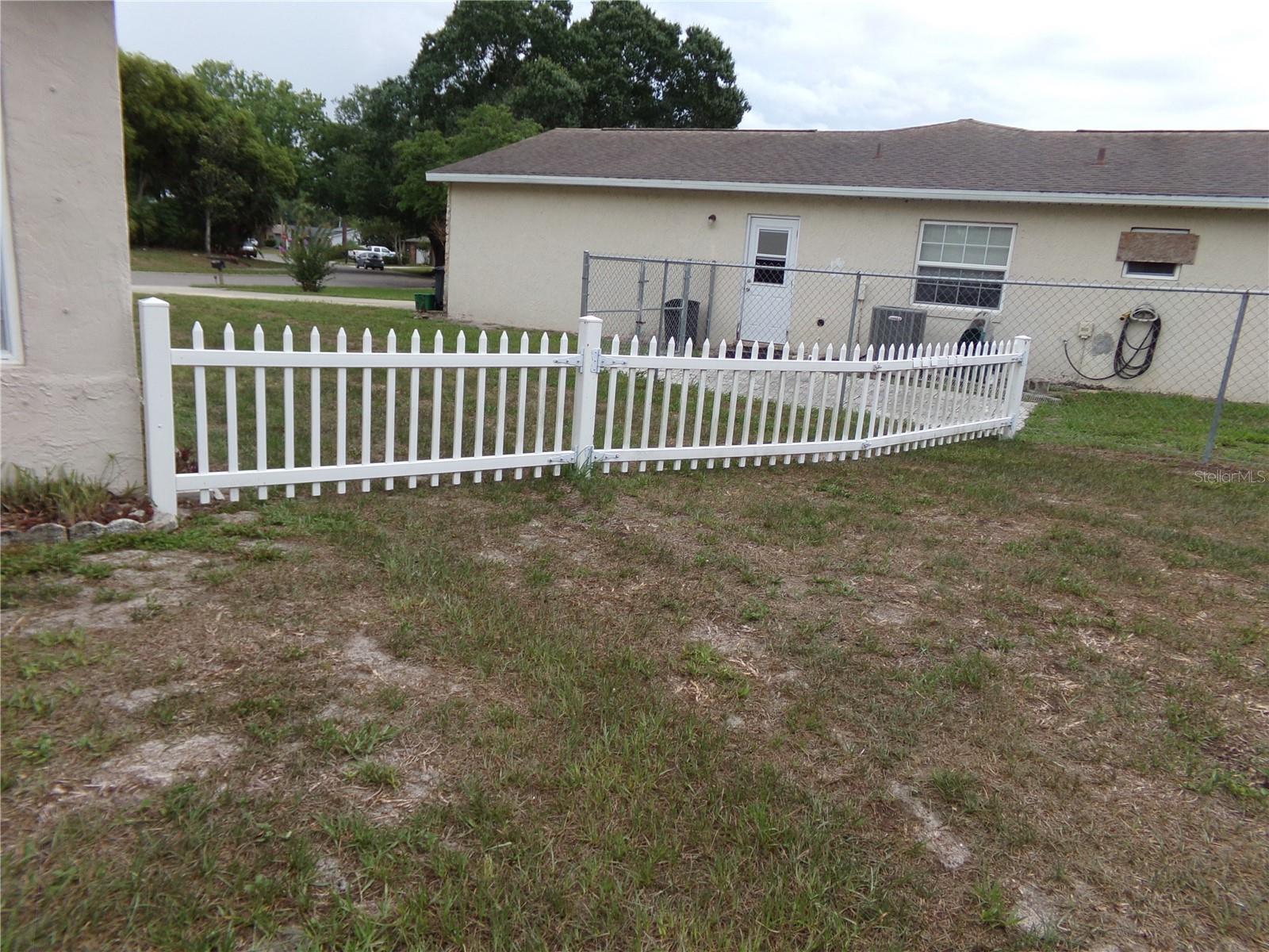 1320 Gladiolas Dr Property Photo 53