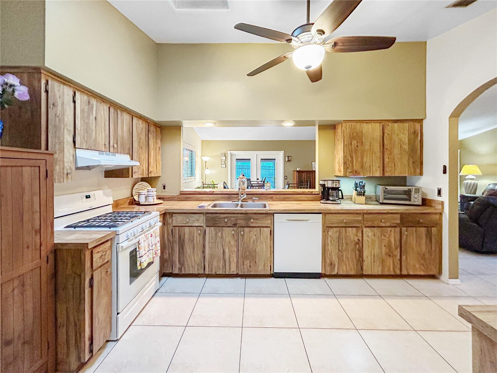 1616 E Sandpiper Trl Property Photo 5