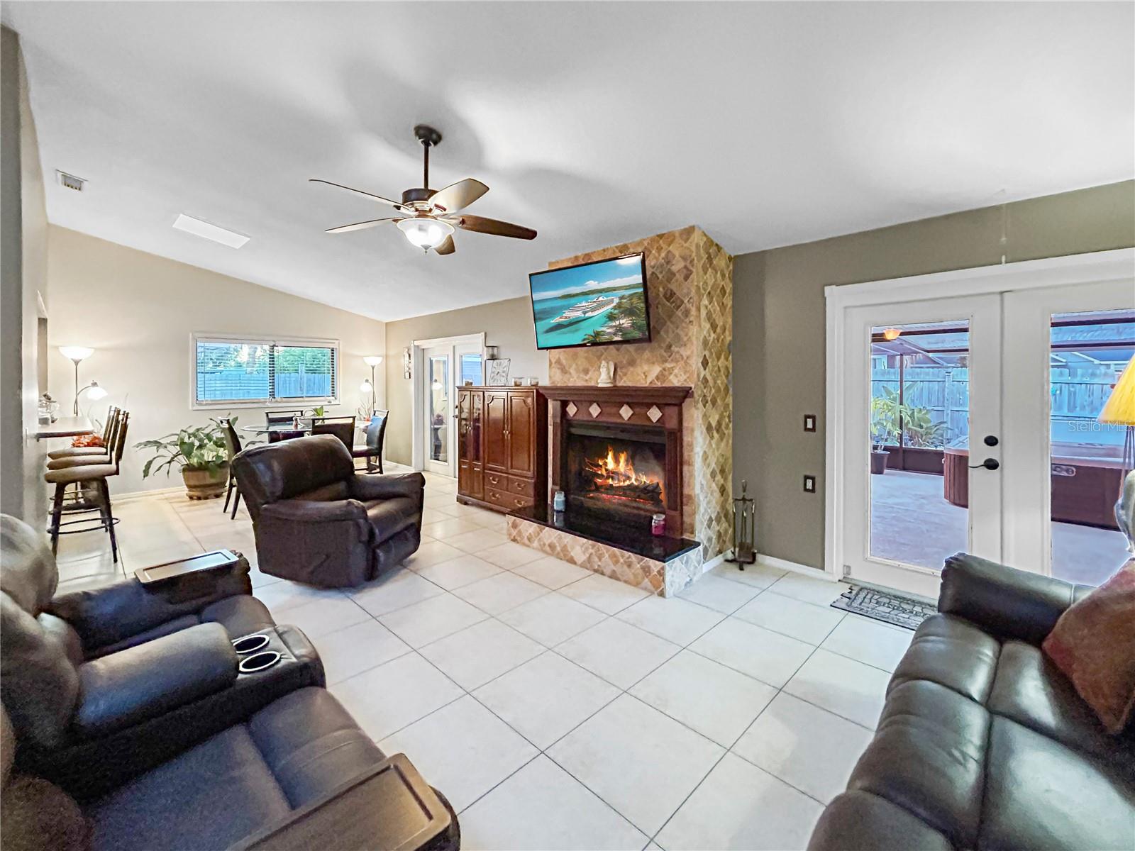 1616 E Sandpiper Trl Property Photo 8