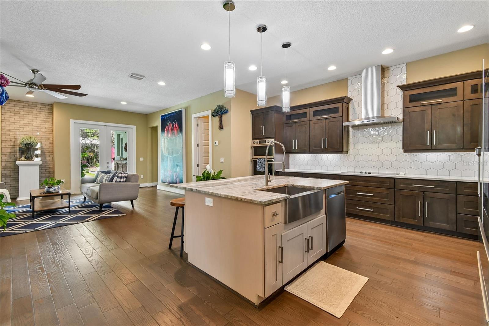 2107 Hargill Dr Property Photo 16