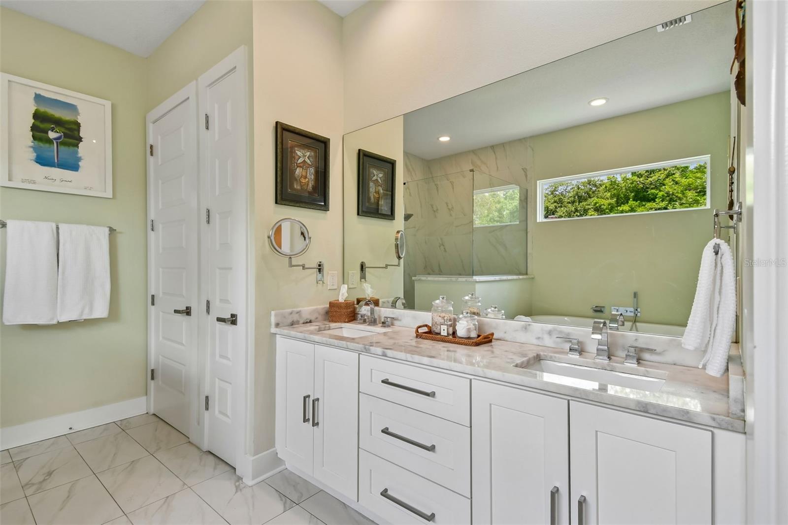 2107 Hargill Dr Property Photo 28