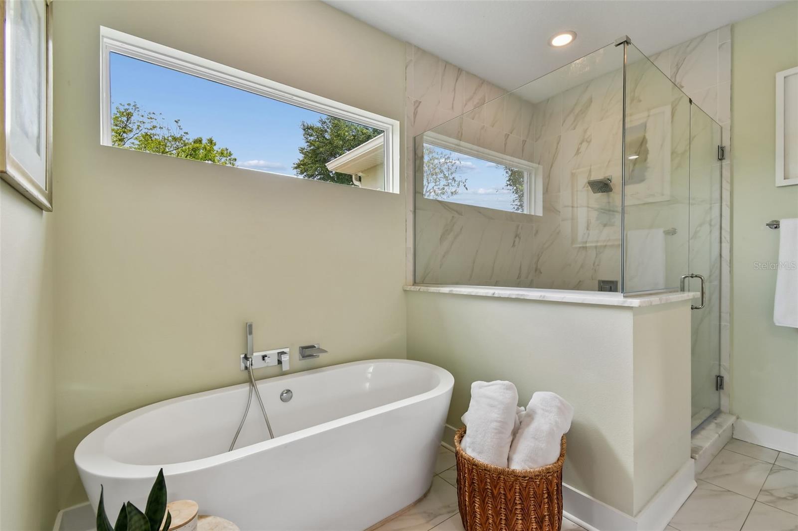 2107 Hargill Dr Property Photo 31