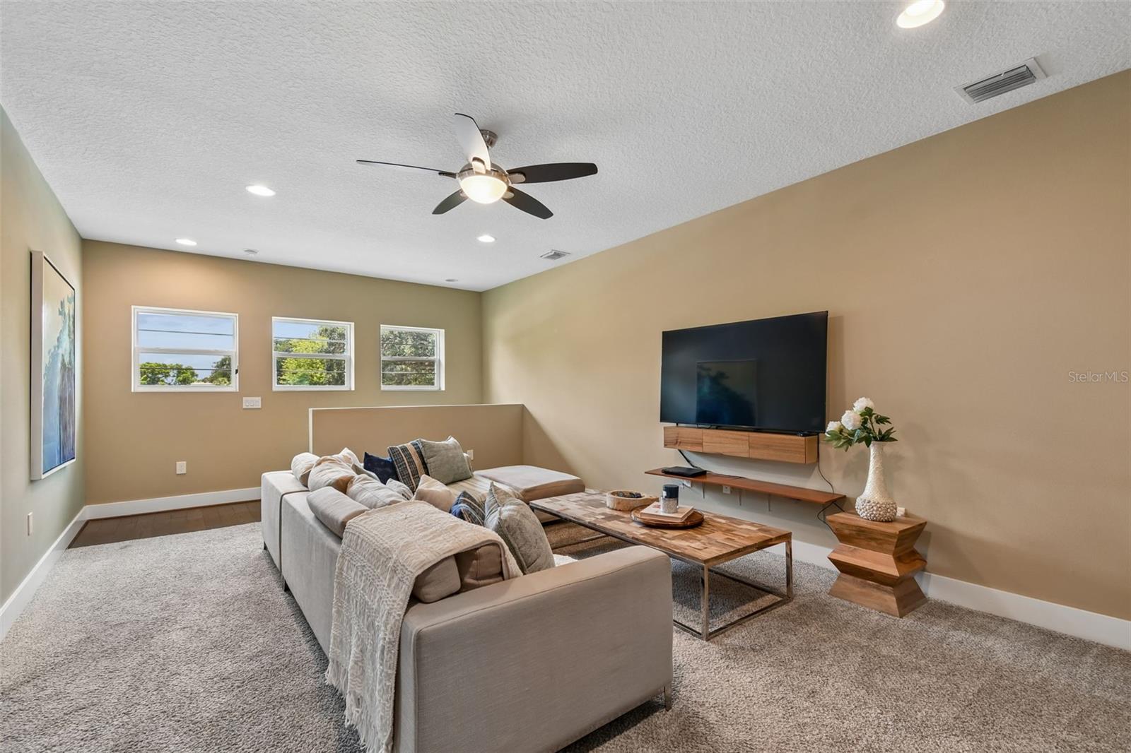 2107 Hargill Dr Property Photo 34