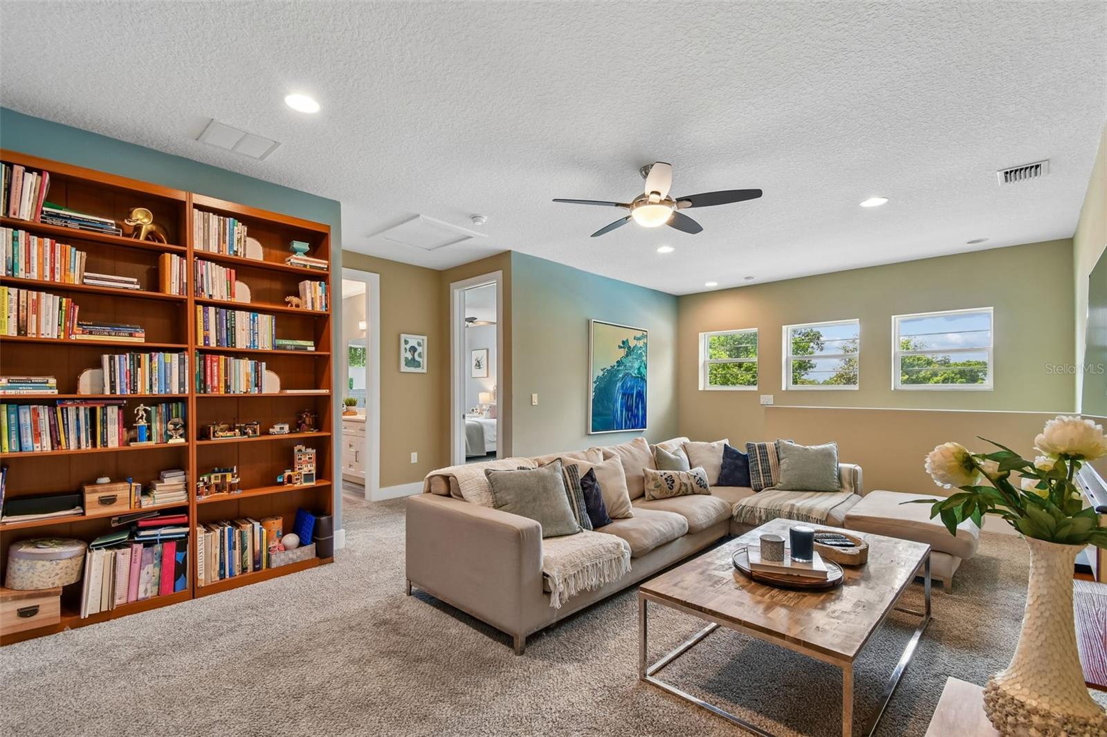2107 Hargill Dr Property Photo 35