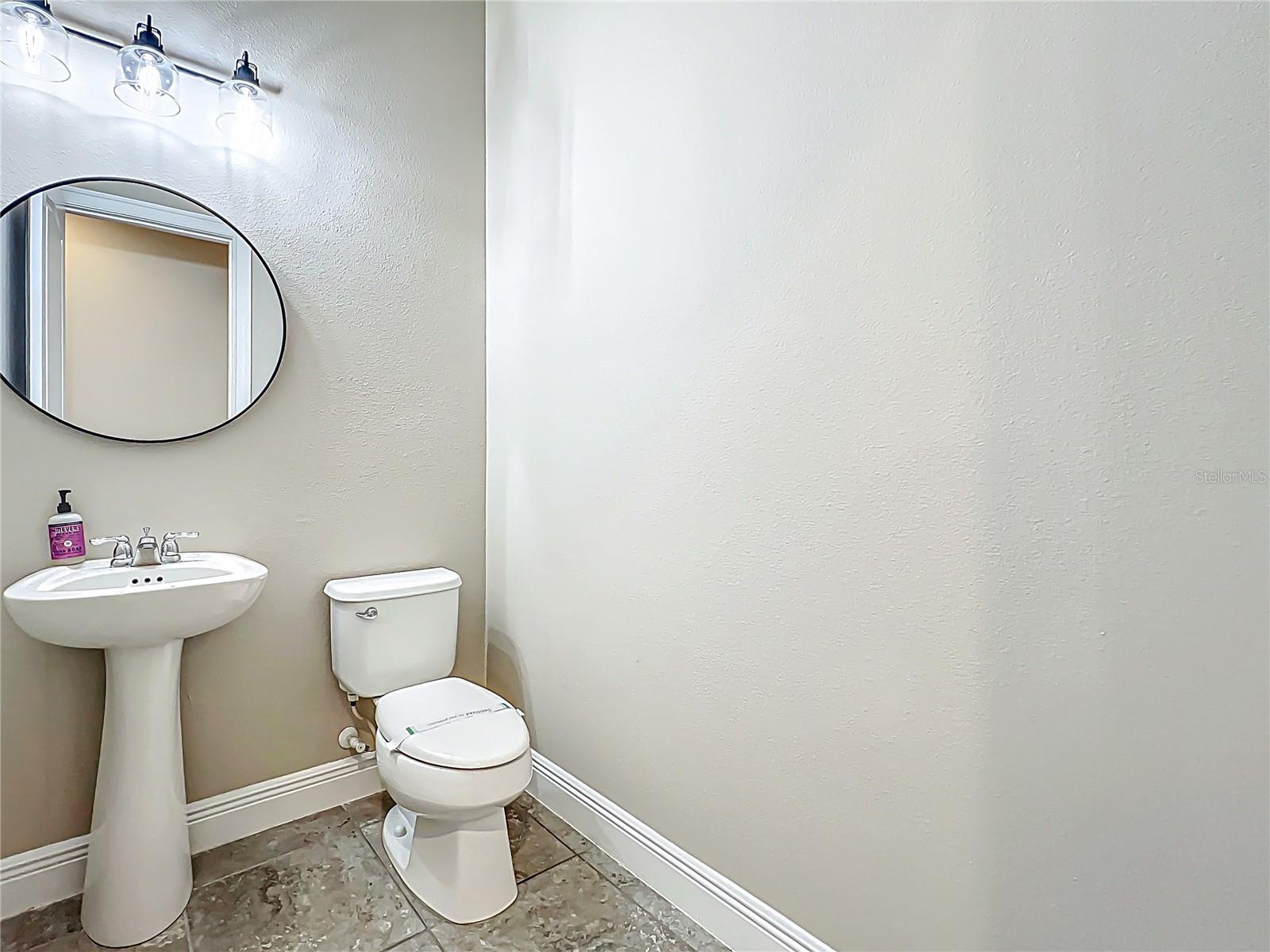 9421 Dugard Ct Property Photo 21