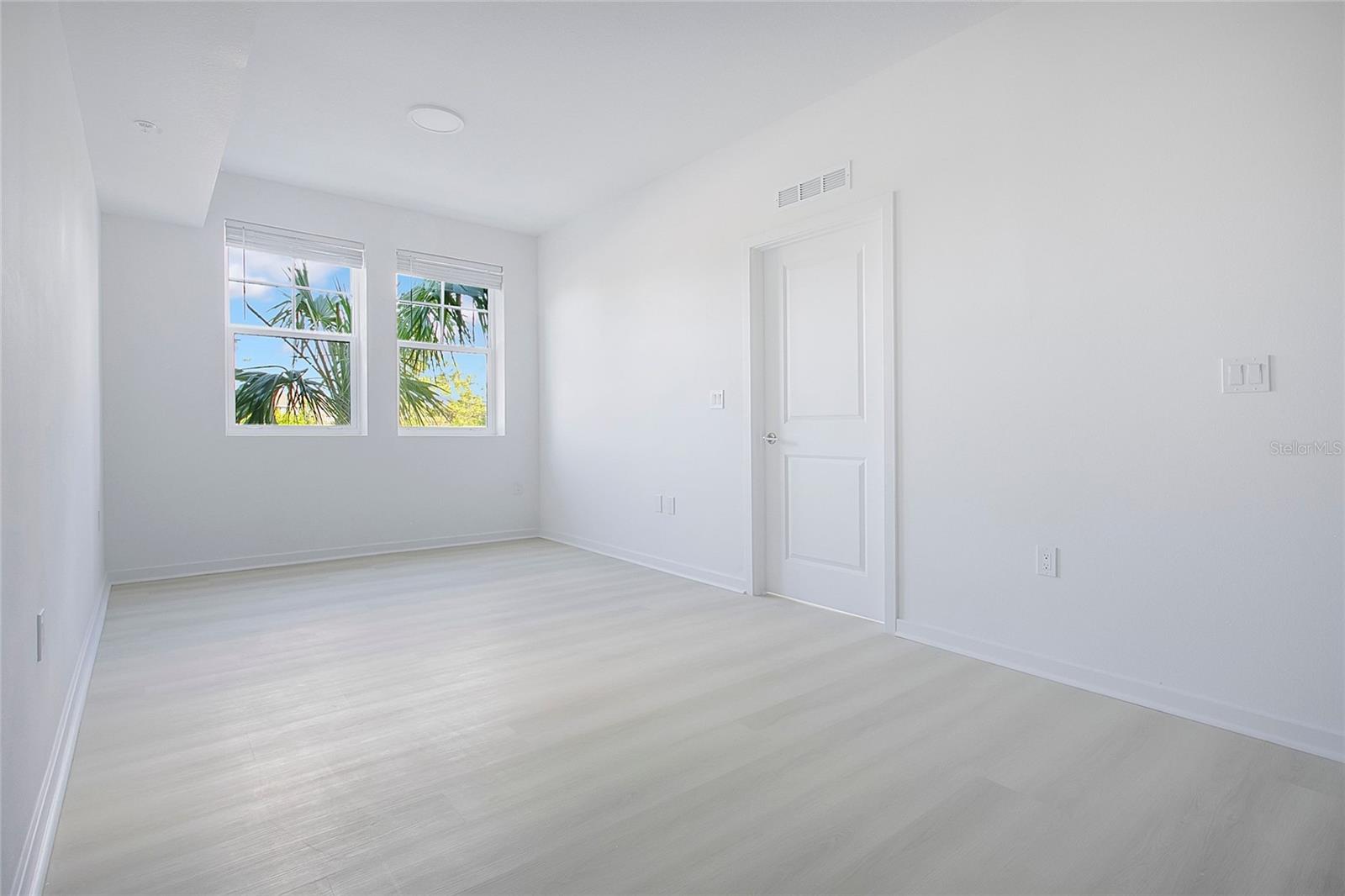 5579 Millenia Park Blvd #222 Property Photo 10