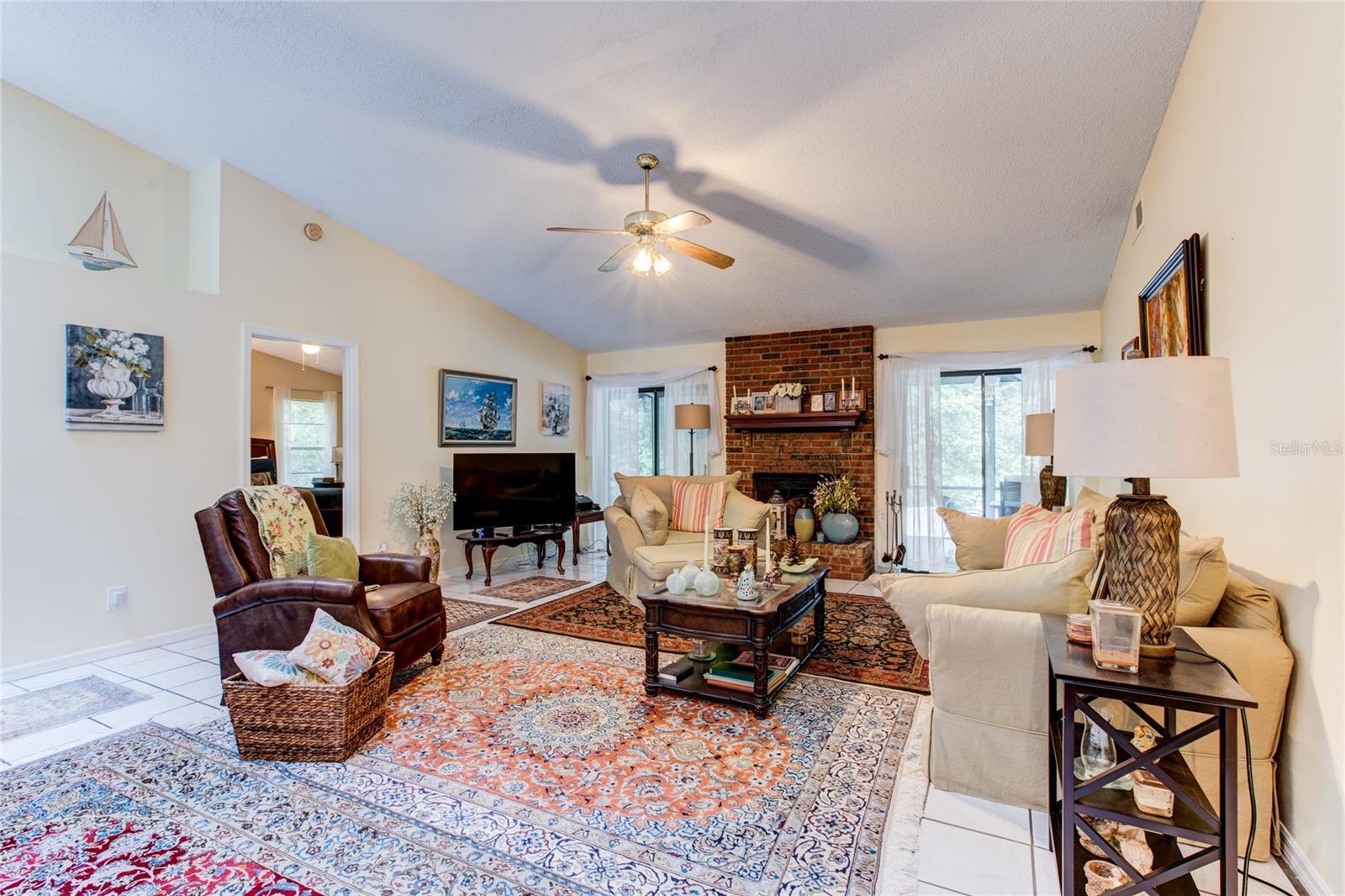 1022 Silcox Branch Cir Property Photo 7