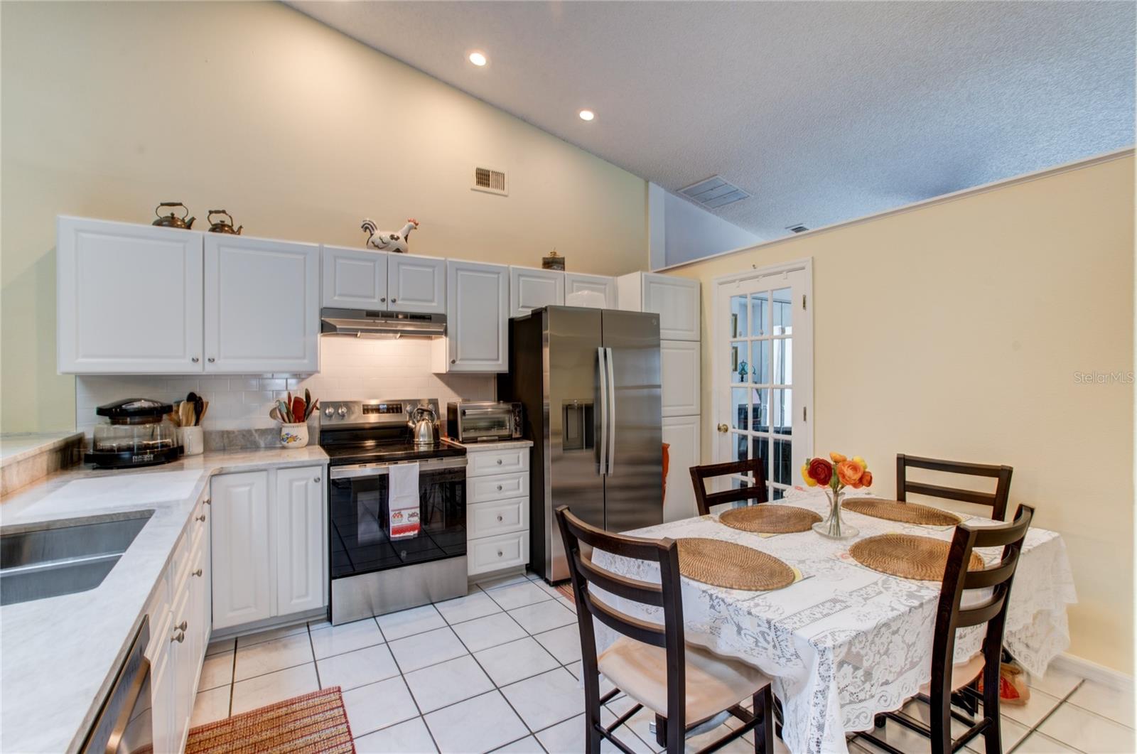 1022 Silcox Branch Cir Property Photo 9