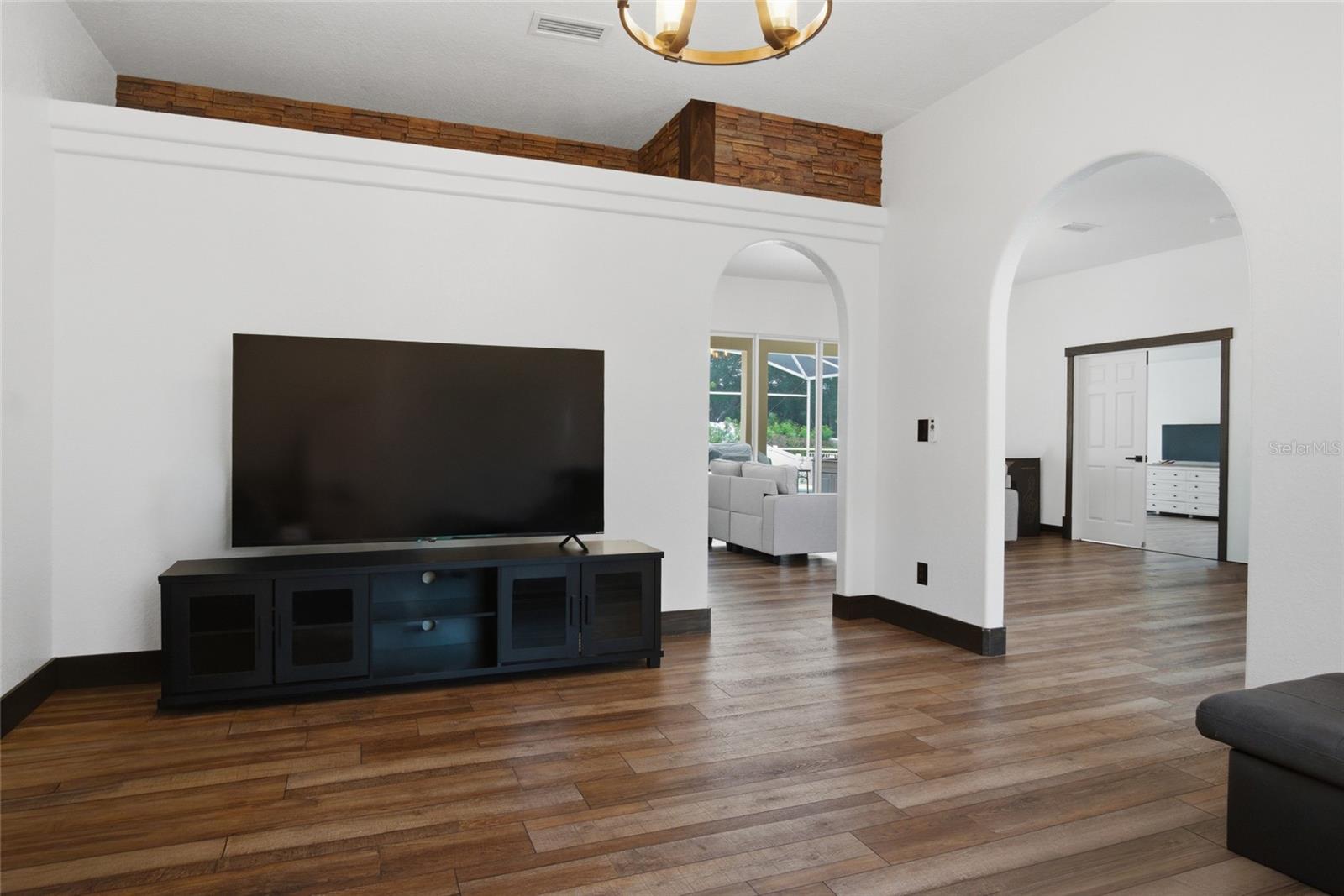 10708 Belo Horizonte Ave Property Photo 9