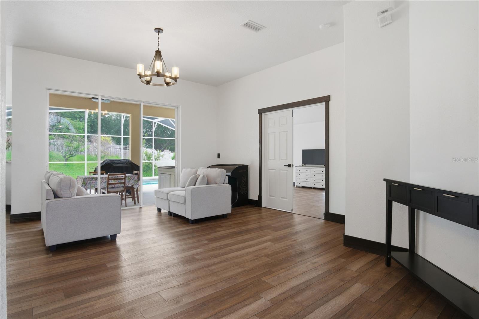 10708 Belo Horizonte Ave Property Photo 10